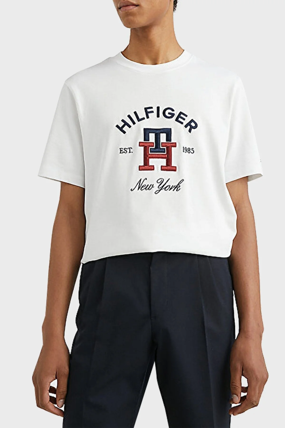 Tommy Hilfiger Logolu Bisiklet Yaka % 100 Pamuk Regular Fit Erkek T Shirt MW0MW30043 YBR BEYAZ - 1