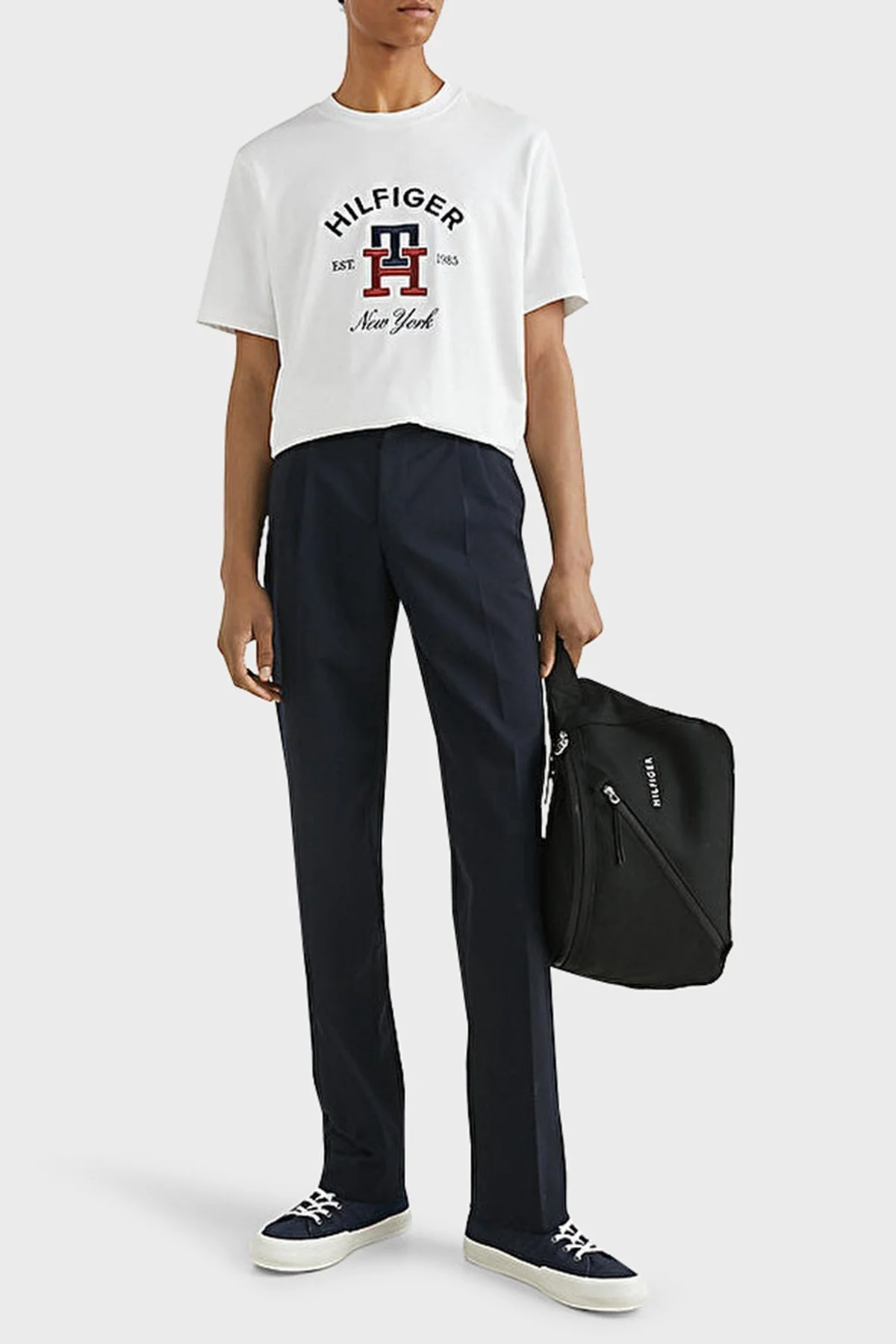 Tommy Hilfiger Logolu Bisiklet Yaka % 100 Pamuk Regular Fit Erkek T Shirt MW0MW30043 YBR BEYAZ - 2
