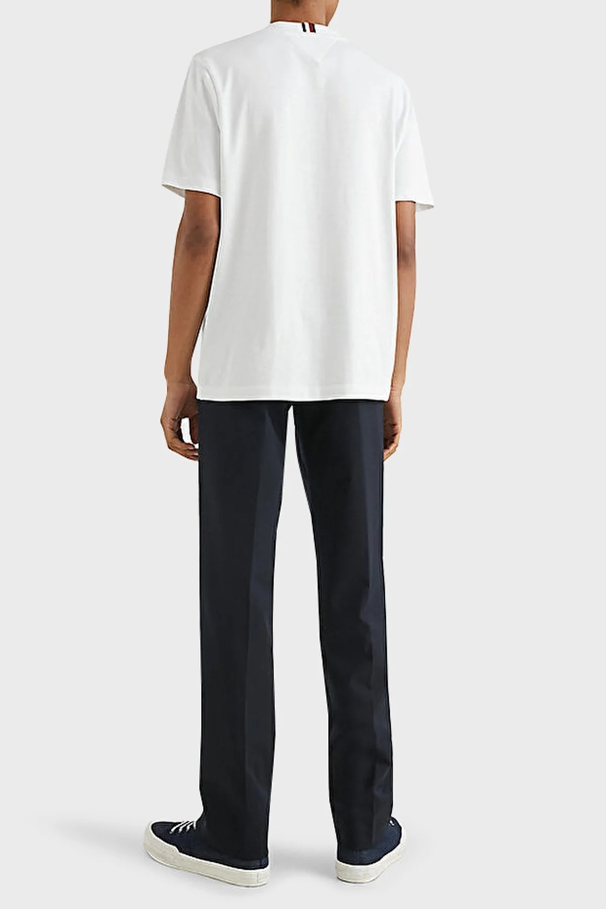 Tommy Hilfiger Logolu Bisiklet Yaka % 100 Pamuk Regular Fit Erkek T Shirt MW0MW30043 YBR BEYAZ - 4