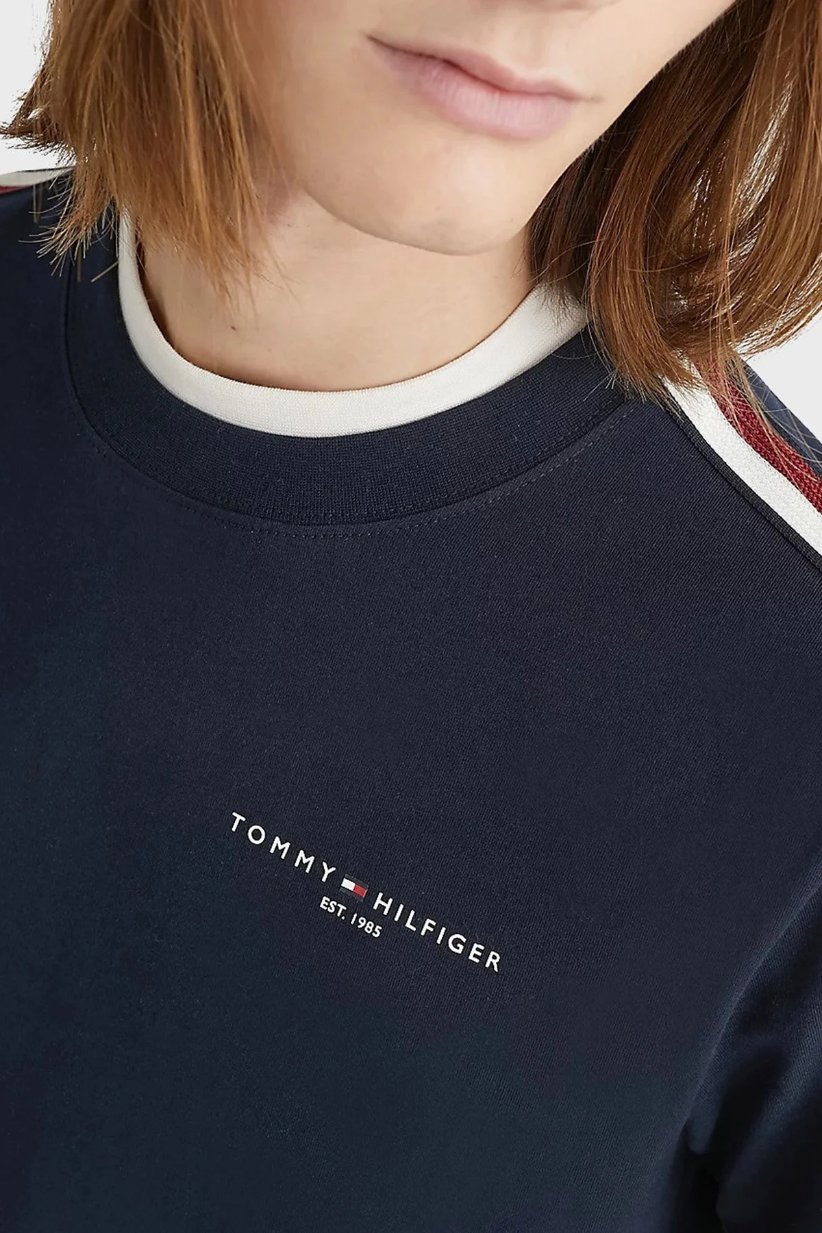 Tommy Hilfiger Logolu Bisiklet Yaka % 100 Pamuk Regular Fit Erkek T Shirt MW0MW30050 DW5 LACİVERT - 4