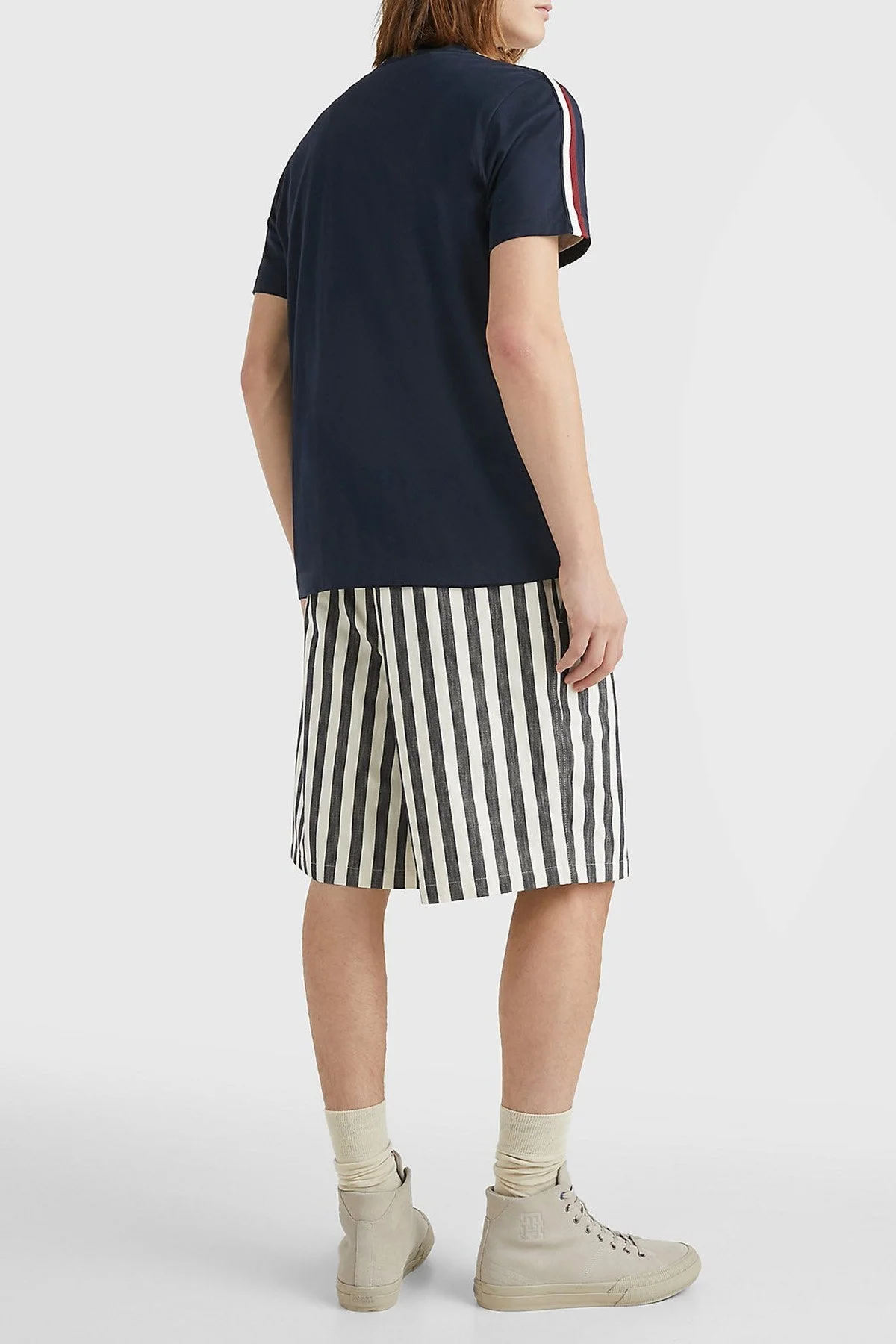 Tommy Hilfiger Logolu Bisiklet Yaka % 100 Pamuk Regular Fit Erkek T Shirt MW0MW30050 DW5 LACİVERT - 5