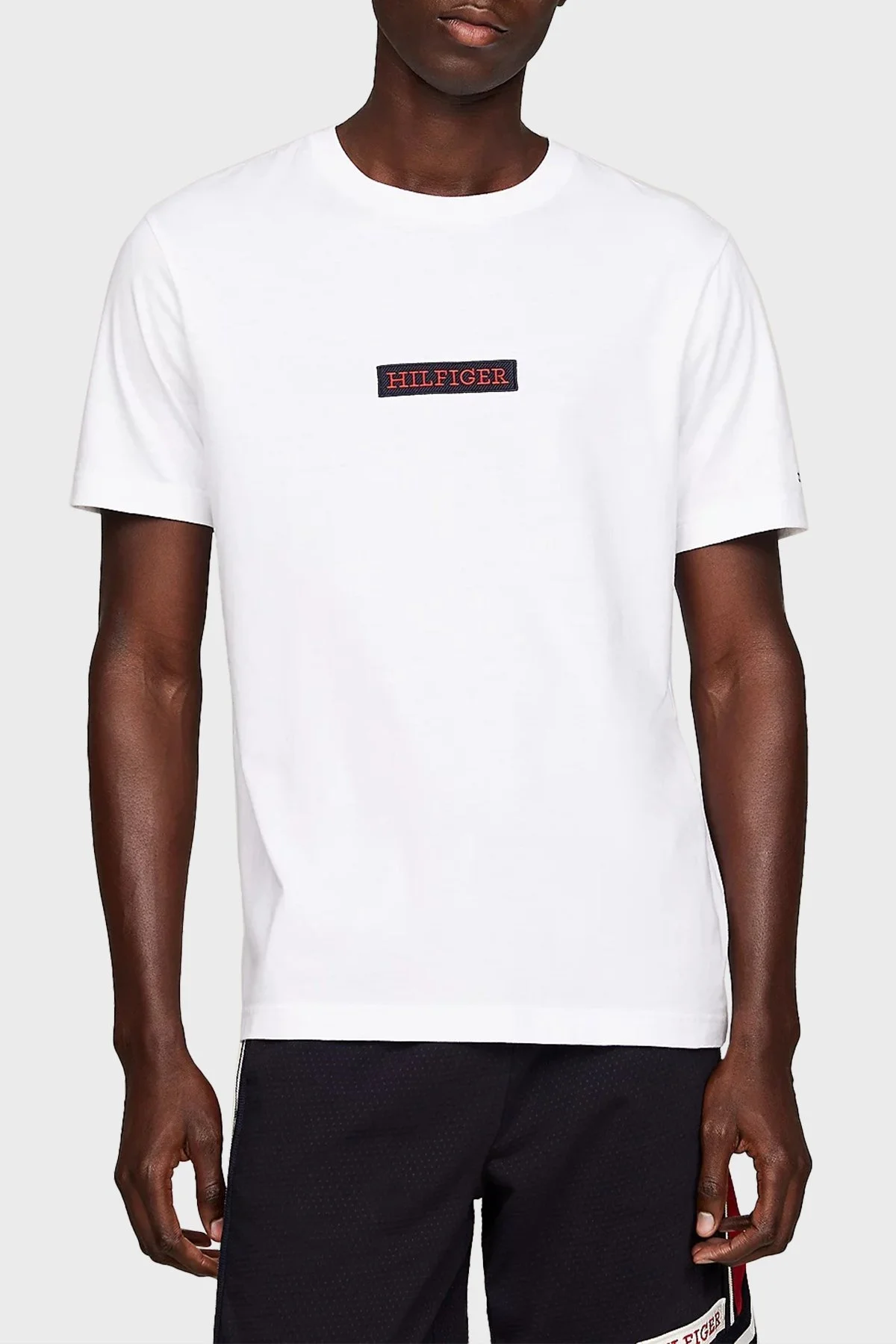 Tommy Hilfiger Logolu Bisiklet Yaka % 100 Pamuk Regular Fit Erkek T Shirt MW0MW34373 YBR BEYAZ - 1