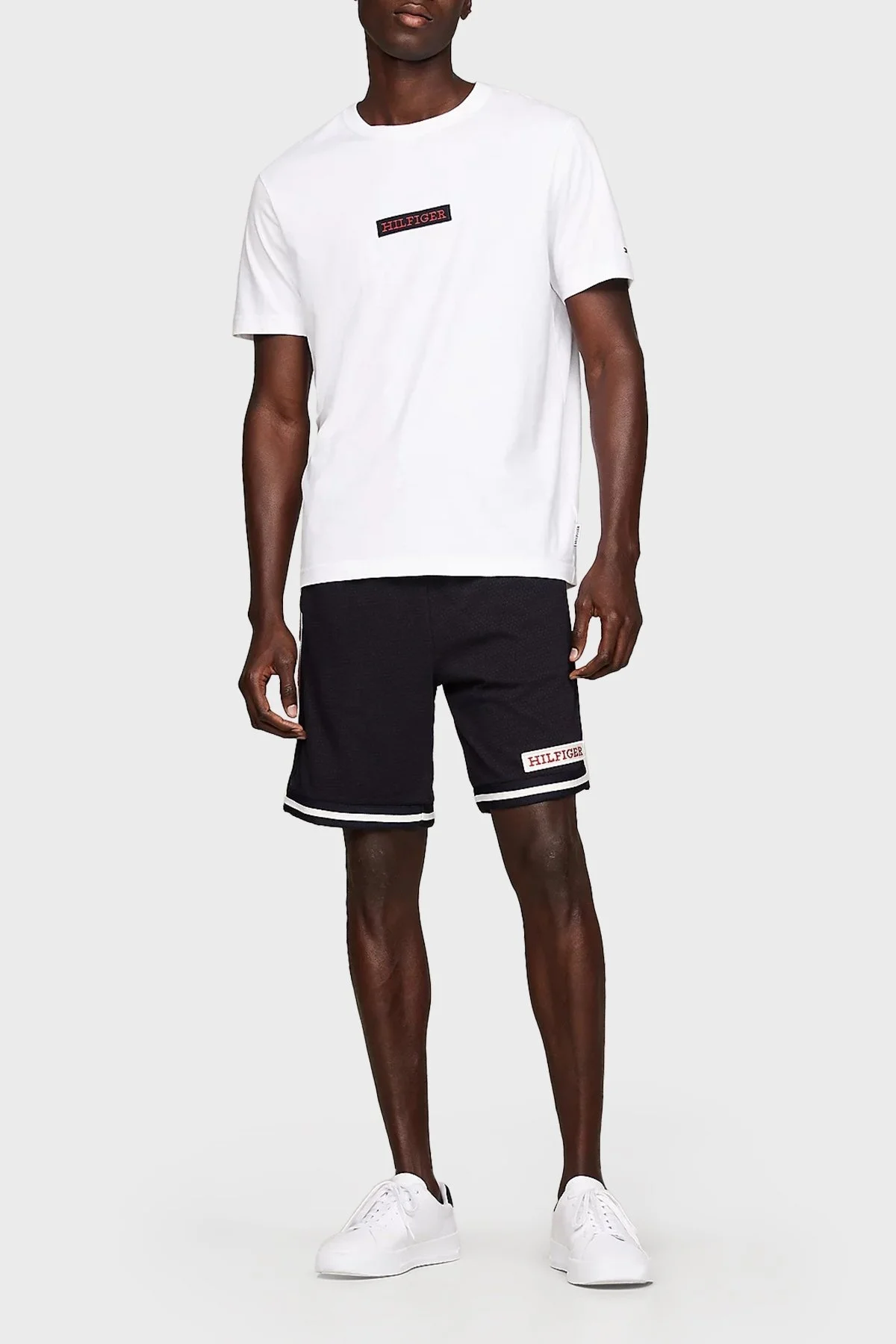 Tommy Hilfiger Logolu Bisiklet Yaka % 100 Pamuk Regular Fit Erkek T Shirt MW0MW34373 YBR BEYAZ - 2
