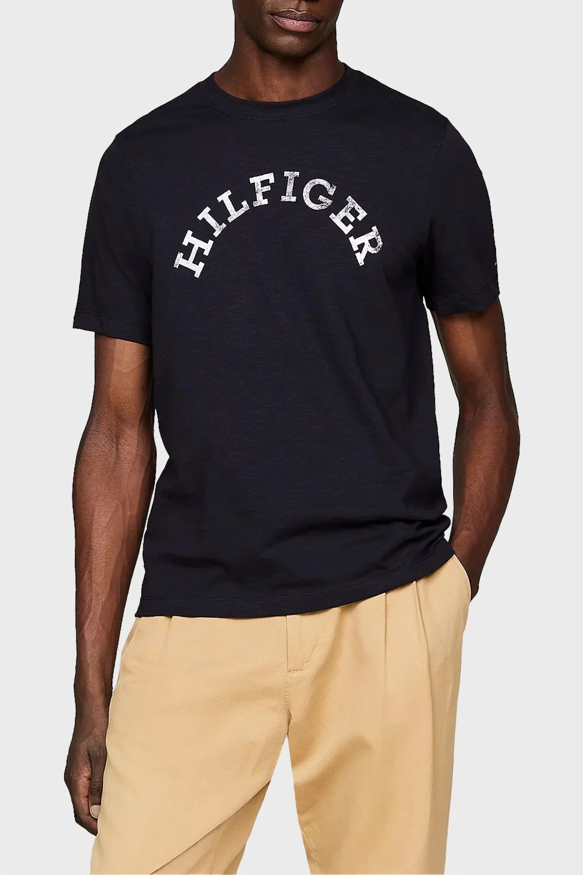 Tommy Hilfiger Logolu Bisiklet Yaka % 100 Pamuk Regular Fit Erkek T Shirt MW0MW34432 DW5 LACİVERT - 1