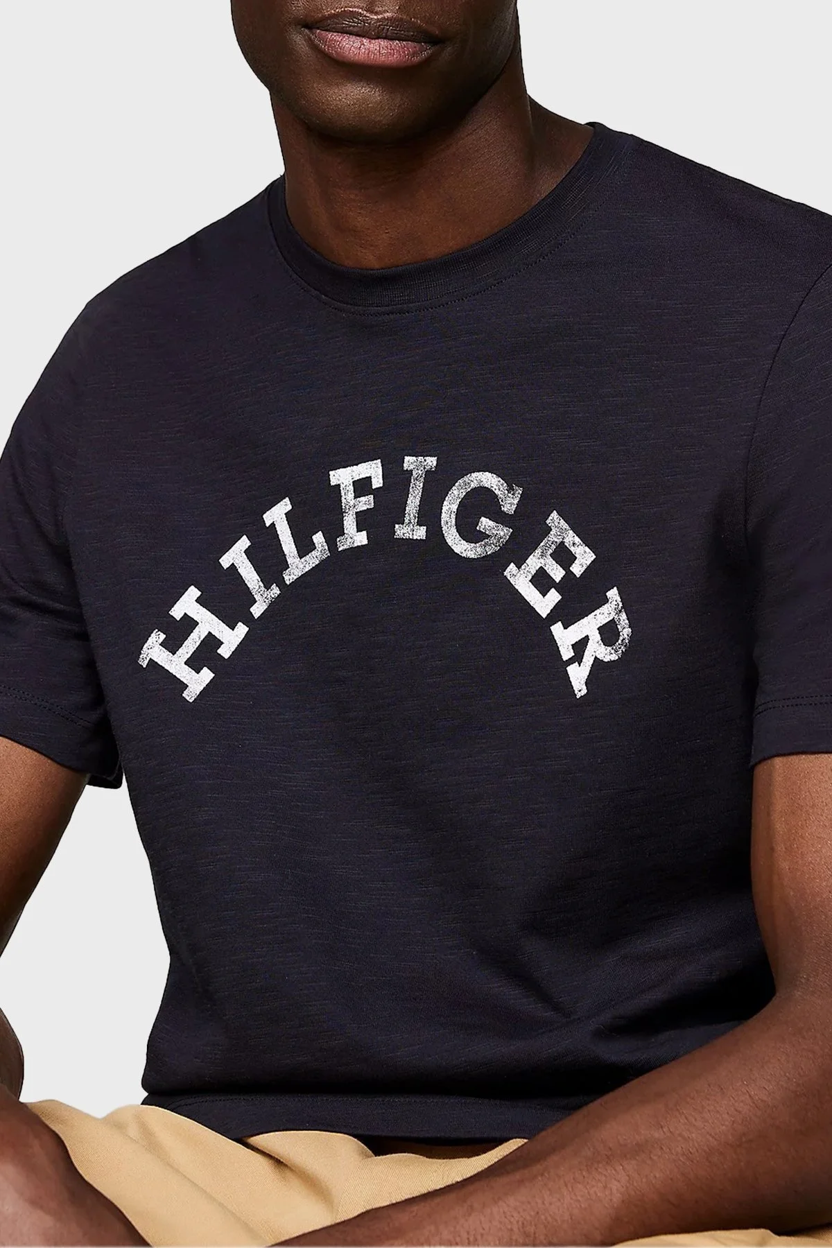 Tommy Hilfiger Logolu Bisiklet Yaka % 100 Pamuk Regular Fit Erkek T Shirt MW0MW34432 DW5 LACİVERT - 3