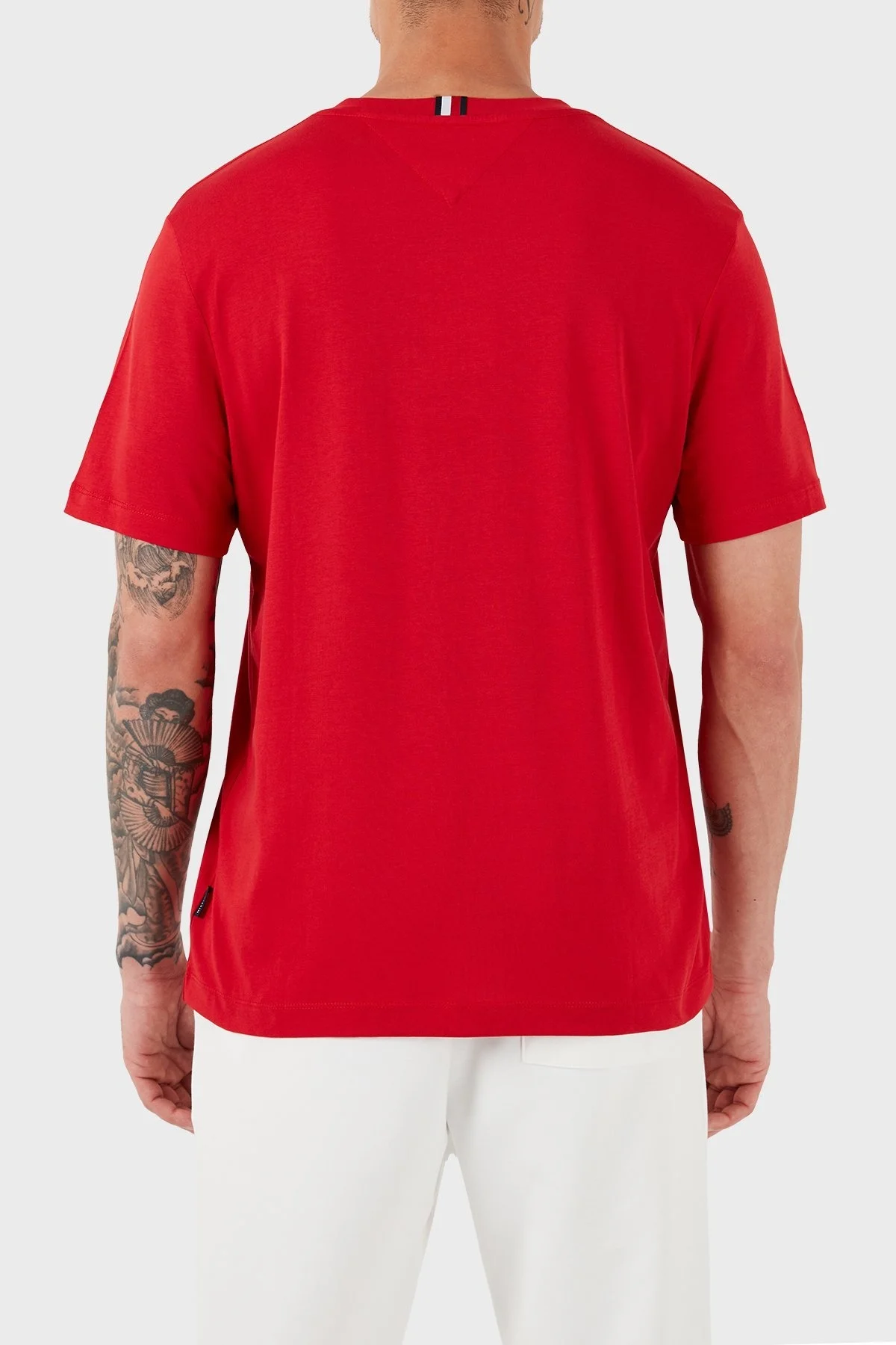 Tommy Hilfiger Logolu Bisiklet Yaka Pamuklu Regular Fit Erkek T Shirt MW0MW34427 XLG KIRMIZI - 2