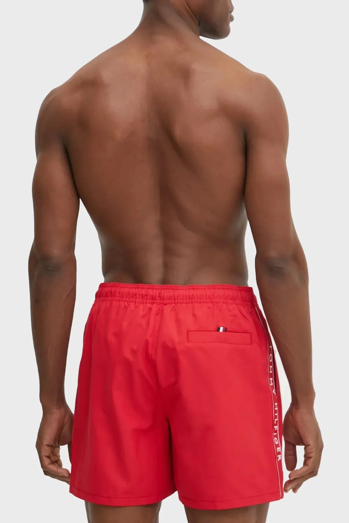 Tommy Hilfiger Logolu Cepli Erkek Mayo Short UM0UM03481 XLD KIRMIZI - 6