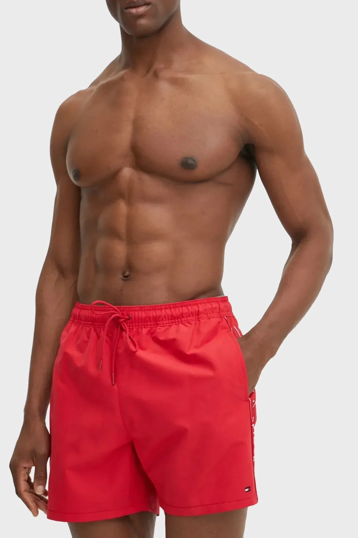 Tommy Hilfiger Logolu Cepli Erkek Mayo Short UM0UM03481 XLD KIRMIZI - 7