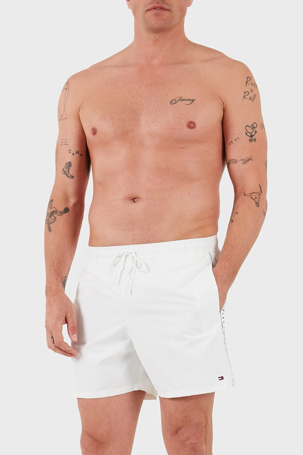 Tommy Hilfiger Logolu Cepli Erkek Mayo Short UM0UM03481 YCF BEYAZ - 8