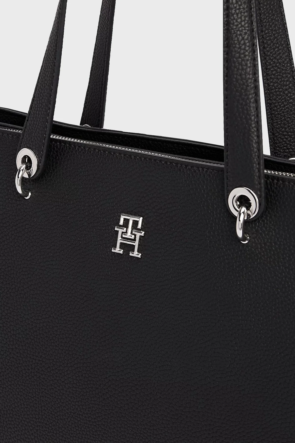 Tommy Hilfiger Logolu Çift Tutma Saplı Büyük Bayan Çanta AW0AW15178 BDS SİYAH - 5