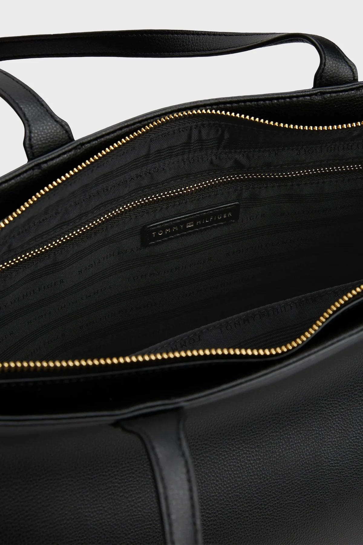 Tommy Hilfiger Logolu Çift Tutma Saplı Büyük Bayan Çanta AW0AW17449 BDS SİYAH - 4