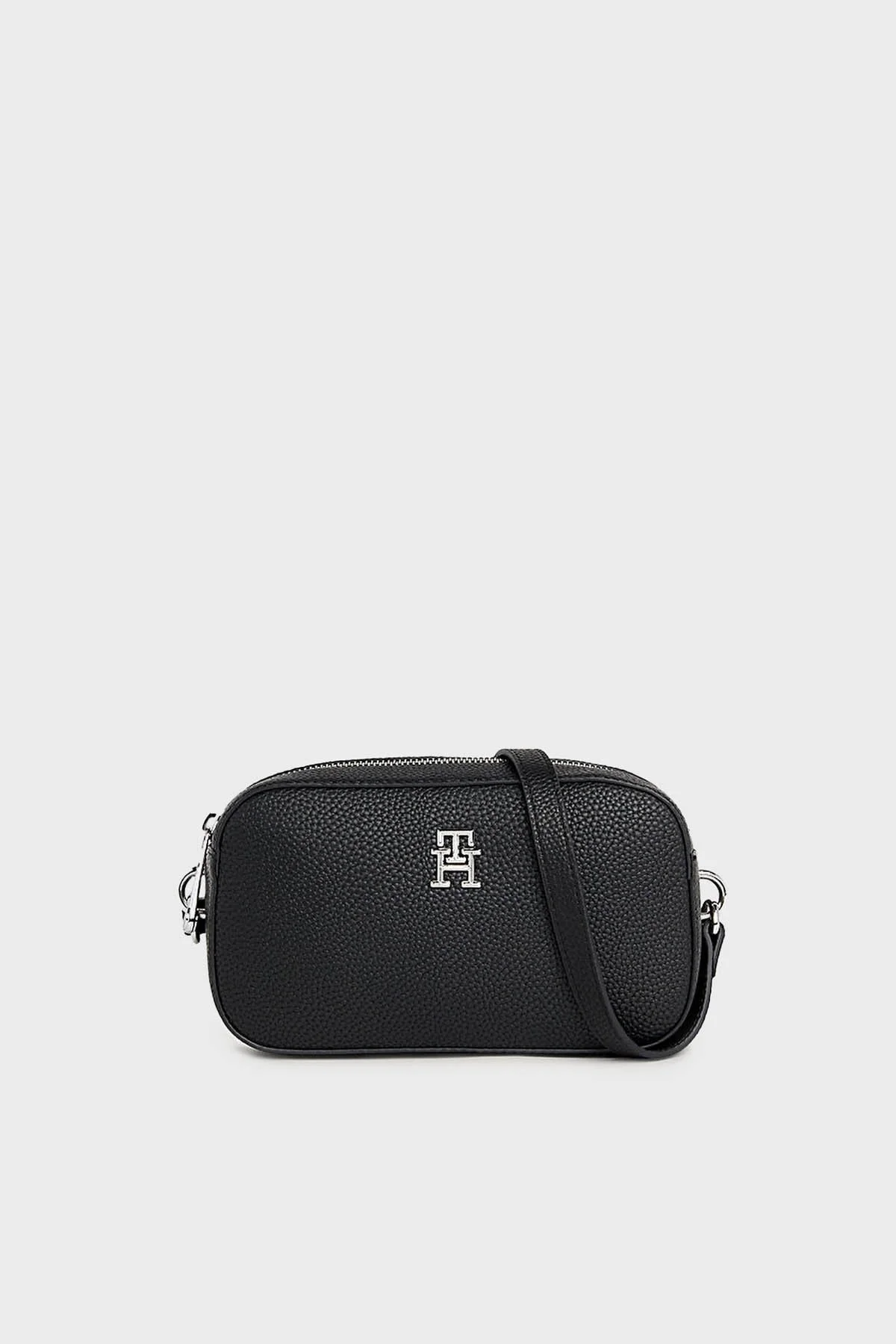 Tommy Hilfiger Logolu Çıkarılabilir Askılı Bayan Çanta AW0AW15179 BDS SİYAH - 1