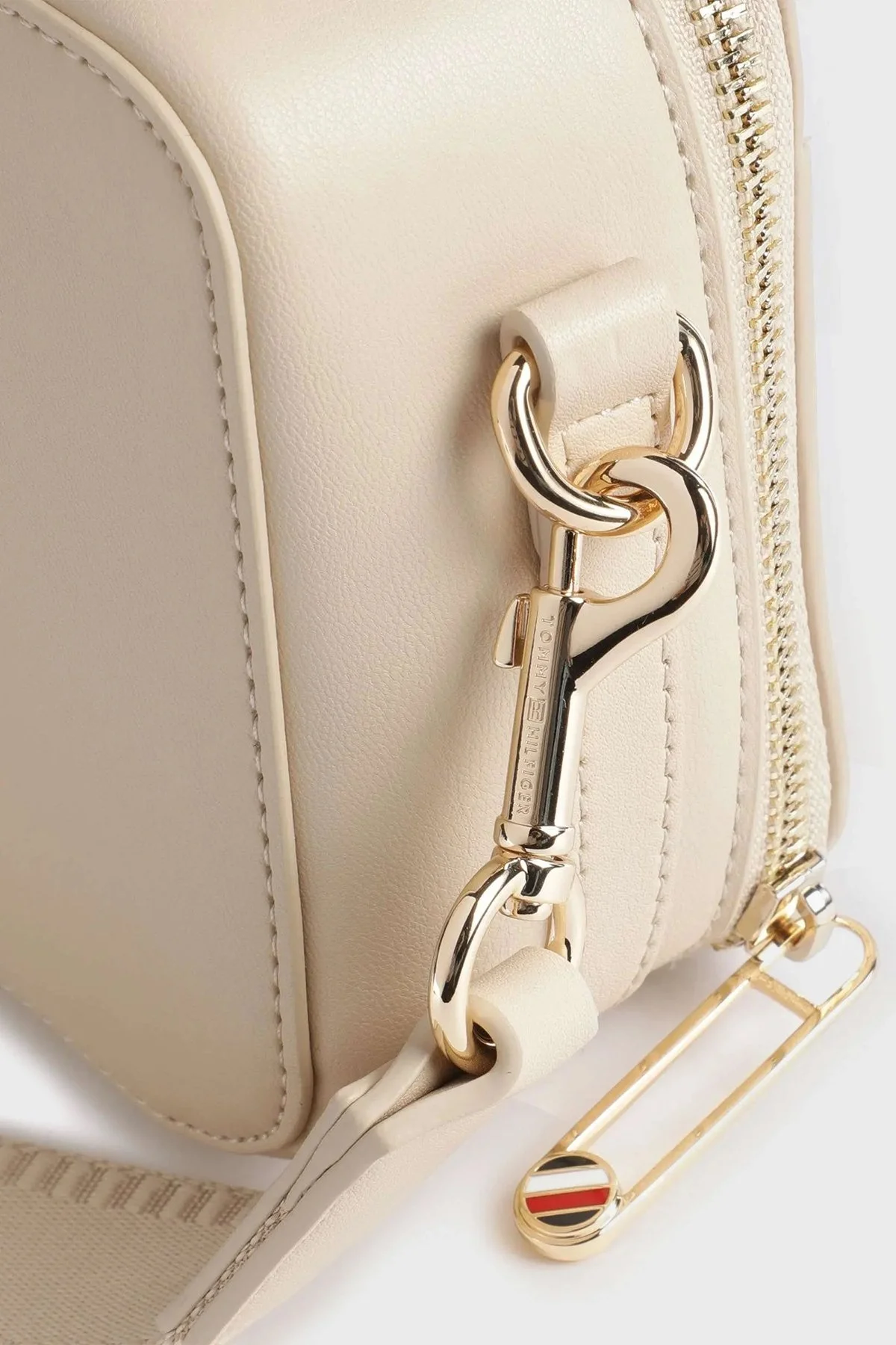 Tommy Hilfiger Logolu Çıkarılabilir Askılı Bayan Çanta AW0AW15689 AES BEJ - 3