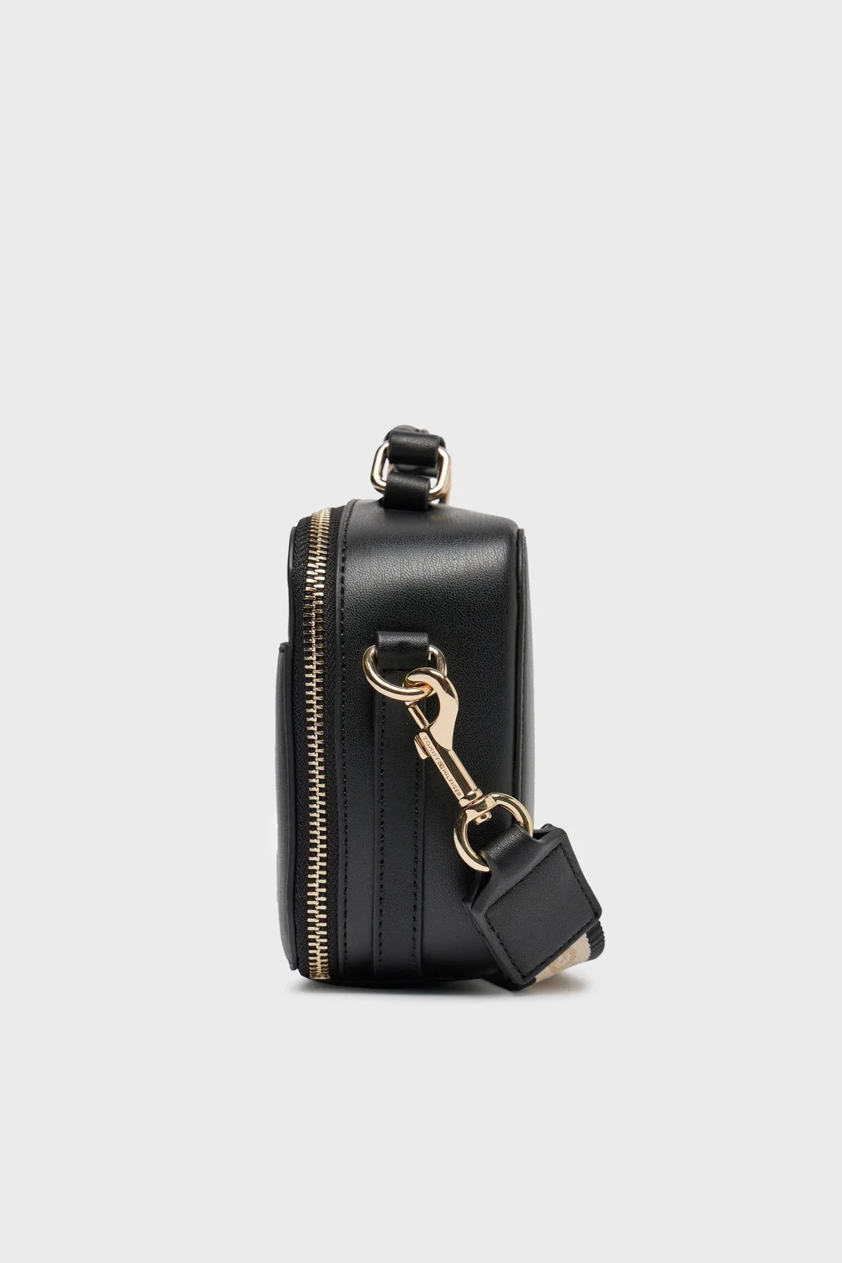 Tommy Hilfiger Logolu Çıkarılabilir Askılı Bayan Çanta AW0AW15689 BDS SİYAH - 3