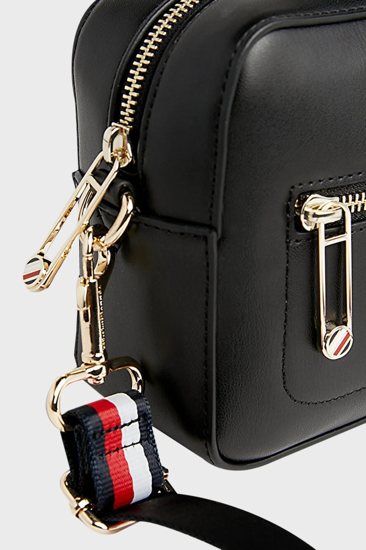 Tommy Hilfiger Logolu Çıkarılabilir Askılı Bayan Çanta AW0AW15864 BDS SİYAH - 5