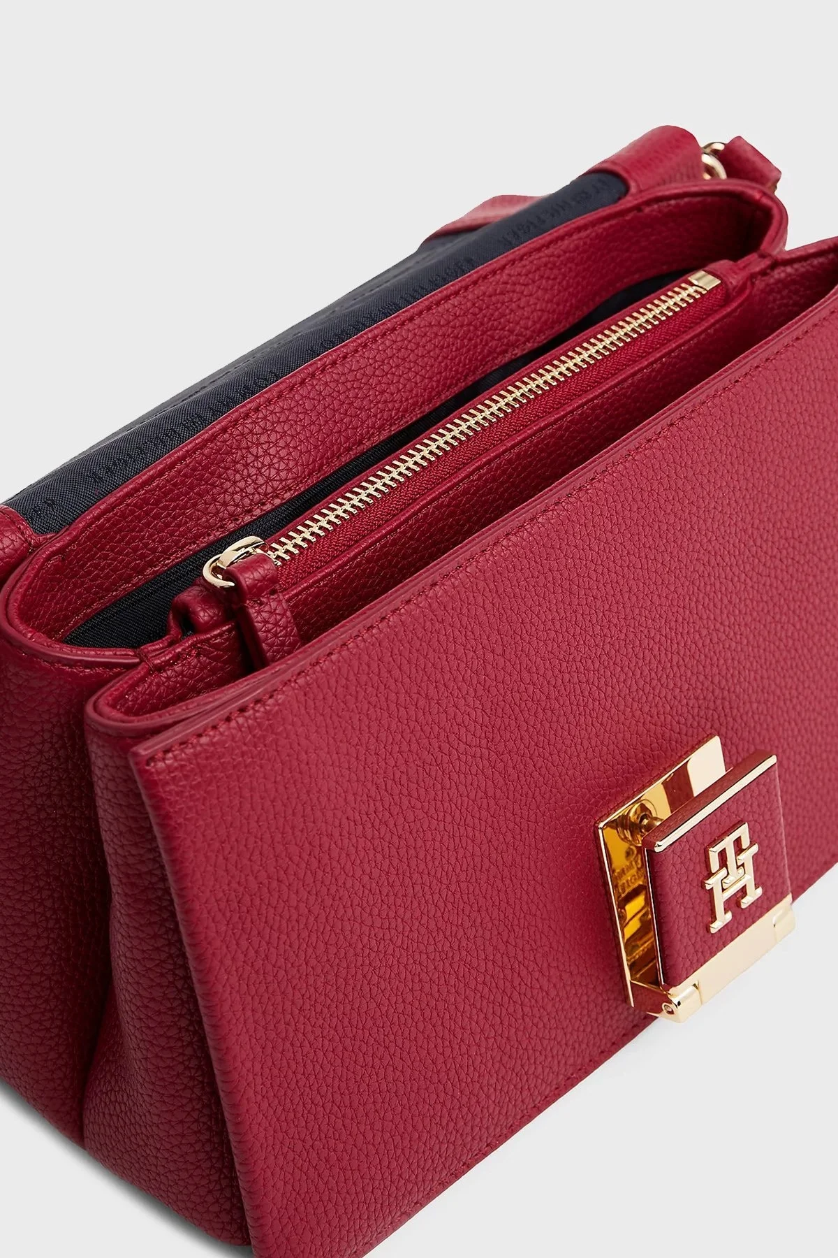 Tommy Hilfiger Logolu Çıkarılabilir Askılı Bayan Çanta AW0AW17216 XJS KIRMIZI - 9