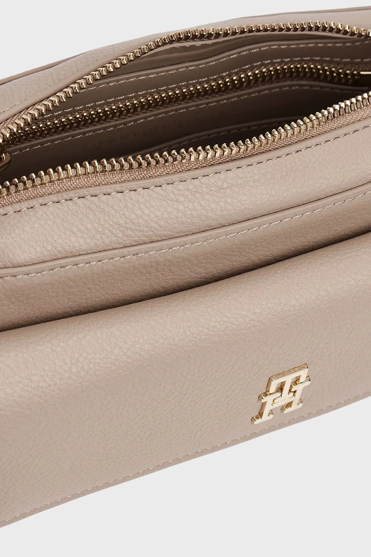 Tommy Hilfiger Logolu Çıkarılabilir Askılı Bayan Çanta AW0AW17455 AFE BEJ - 4