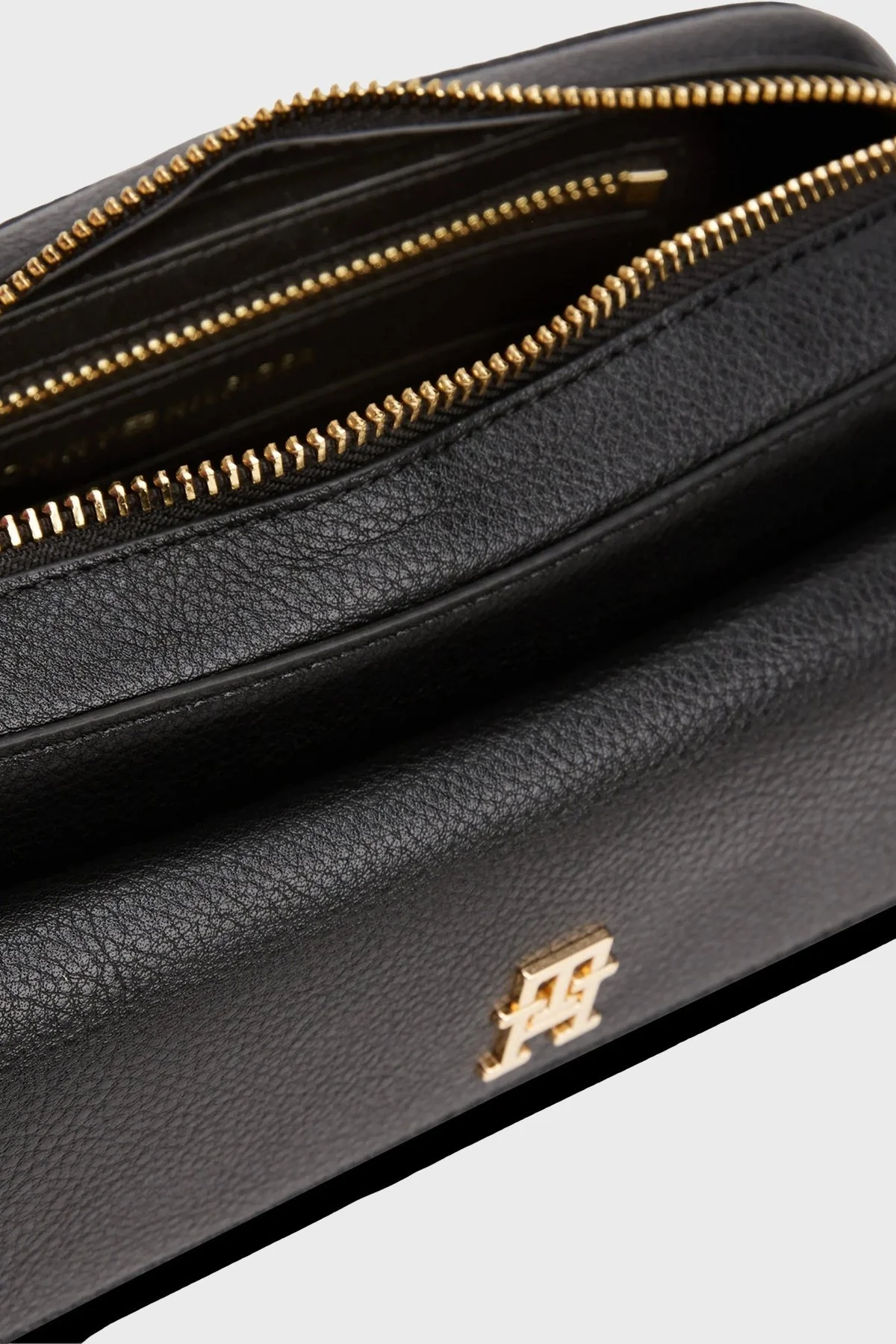 Tommy Hilfiger Logolu Çıkarılabilir Askılı Bayan Çanta AW0AW17455 BDS SİYAH - 3