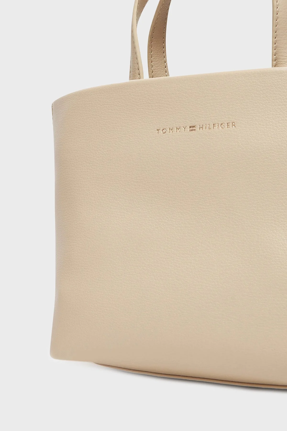 Tommy Hilfiger Logolu Çıkarılabilir Askılı Bayan Çanta AW0AW17694 ACI BEJ - 3