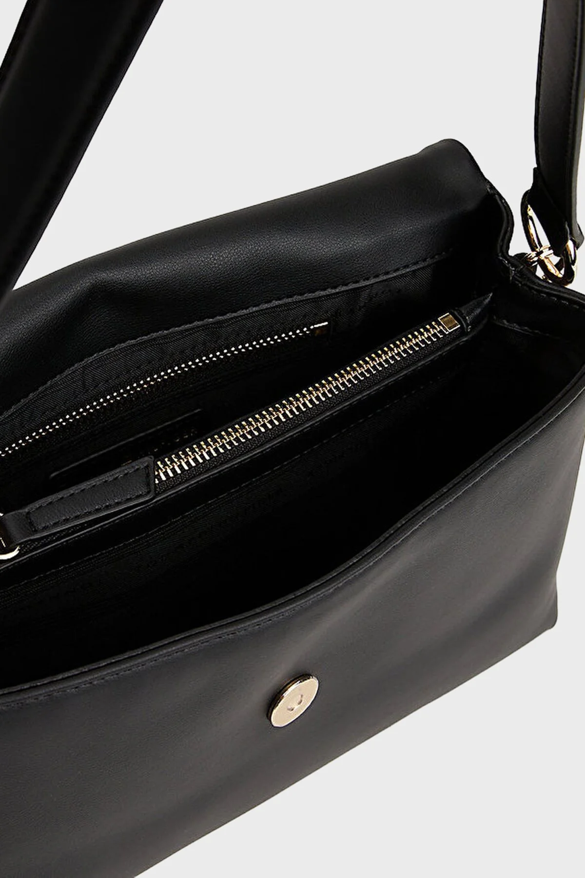 Tommy Hilfiger Logolu Çıkarılabilir Askılı Bayan Çanta AW0AW17695 BDS SİYAH - 4