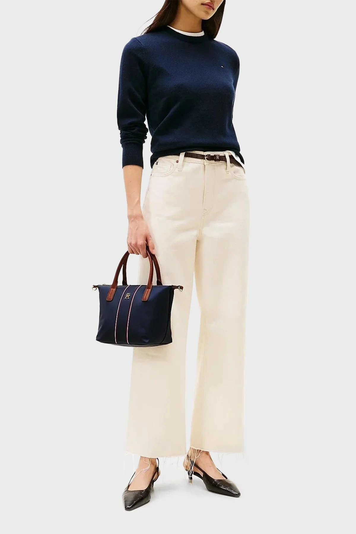 Tommy Hilfiger Logolu Çıkarılabilir Askılı Bayan Çanta AW0AW17707 0GY LACİVERT - 2