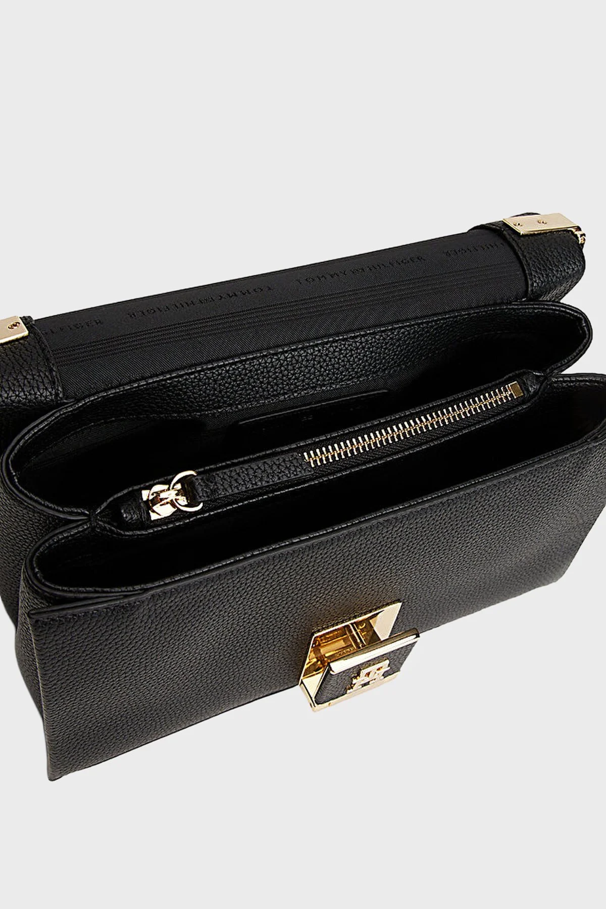 Tommy Hilfiger Logolu Çıkarılabilir Askılı Bayan Çanta AW0AW17726 BDS SİYAH - 4