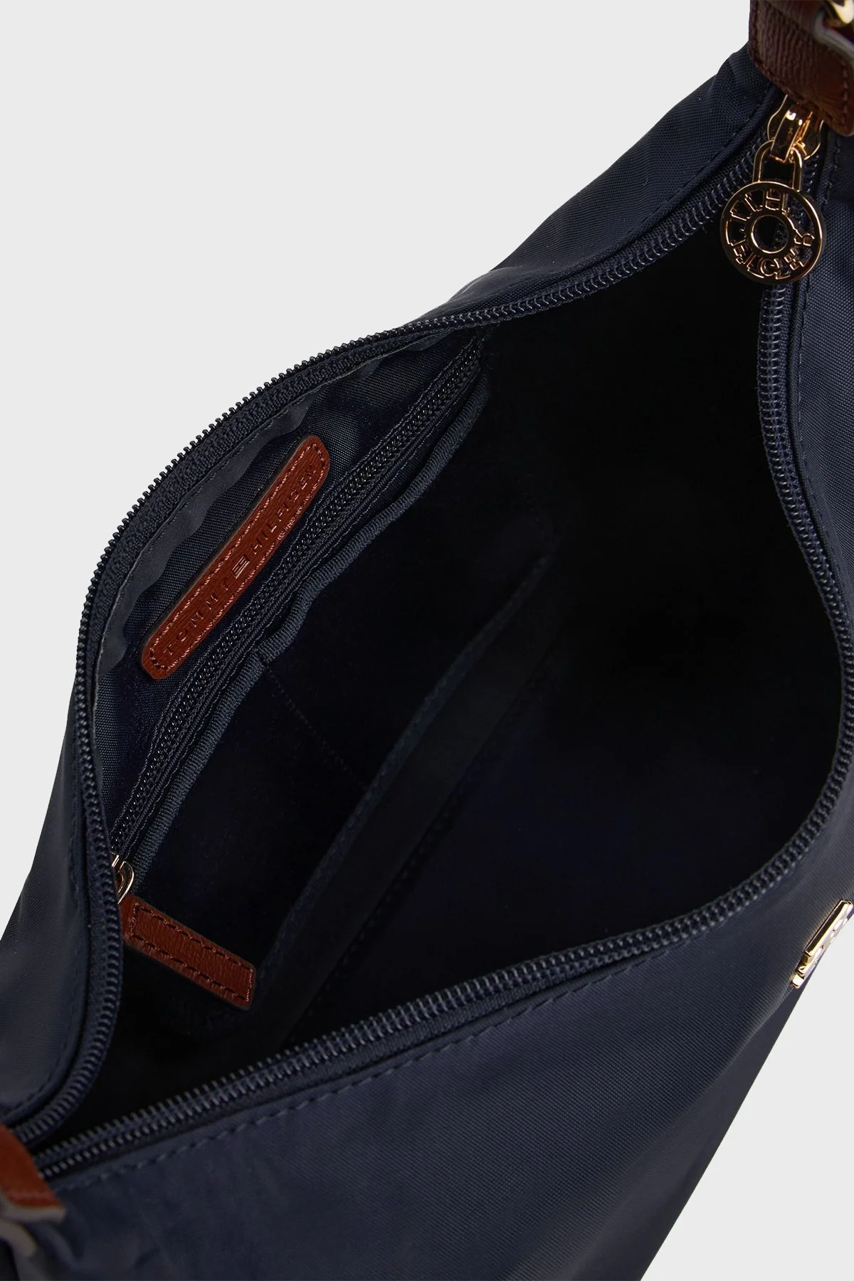 Tommy Hilfiger Logolu Çıkarılabilir Askılı Bayan Çanta AW0AW17937 DW6 LACİVERT - 4