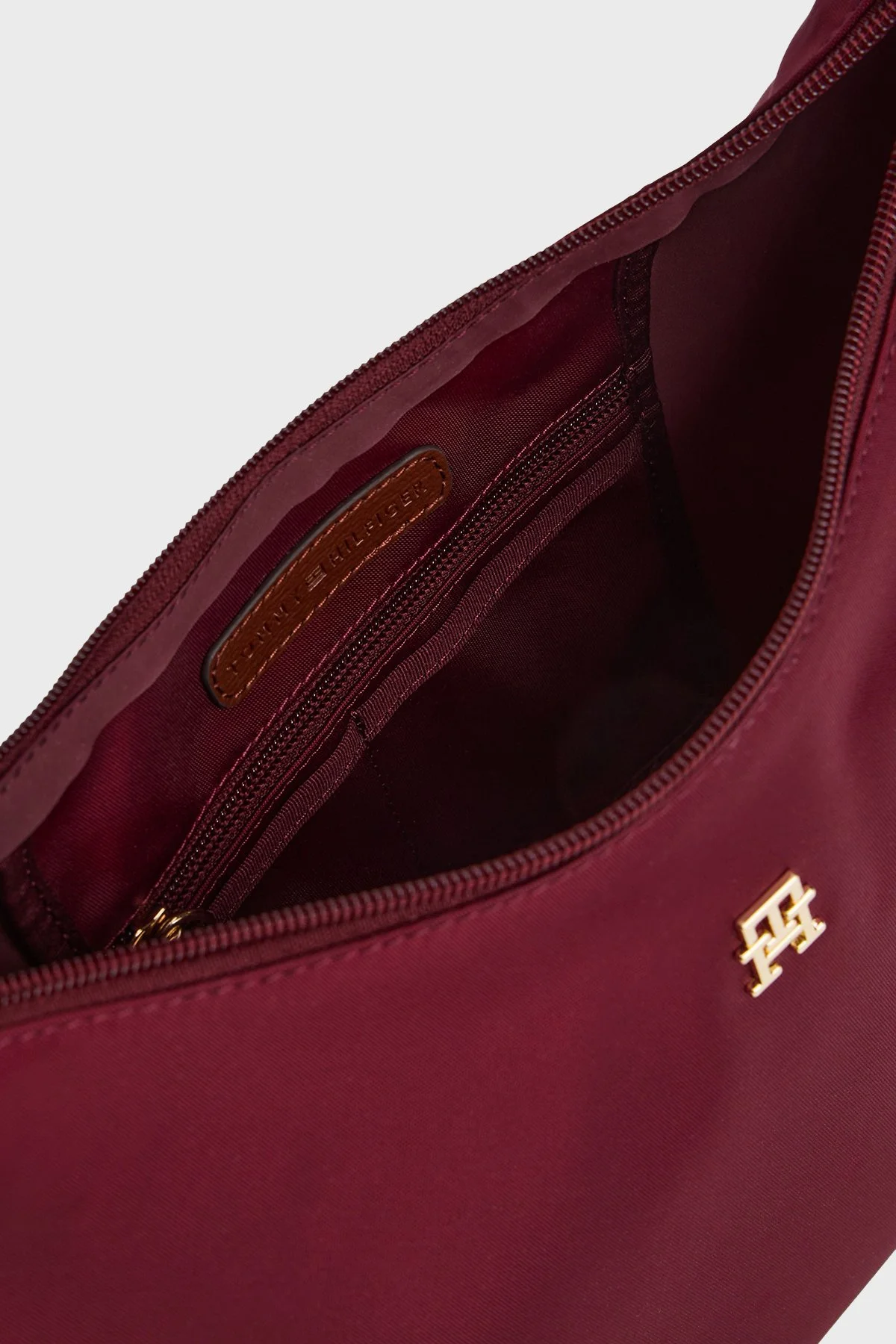 Tommy Hilfiger Logolu Çıkarılabilir Askılı Bayan Çanta AW0AW17937 VLP BORDO - 4