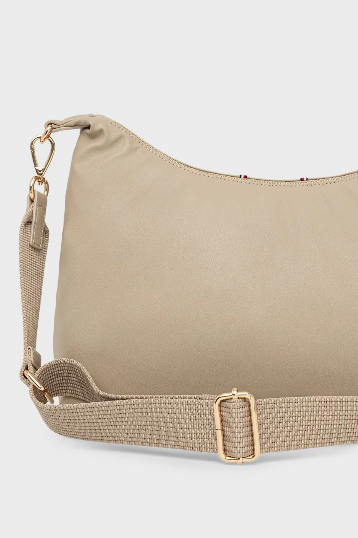 Tommy Hilfiger Logolu Çıkarılabilir Askılı Bayan Çanta AW0AW18000 0F4 BEJ - 3