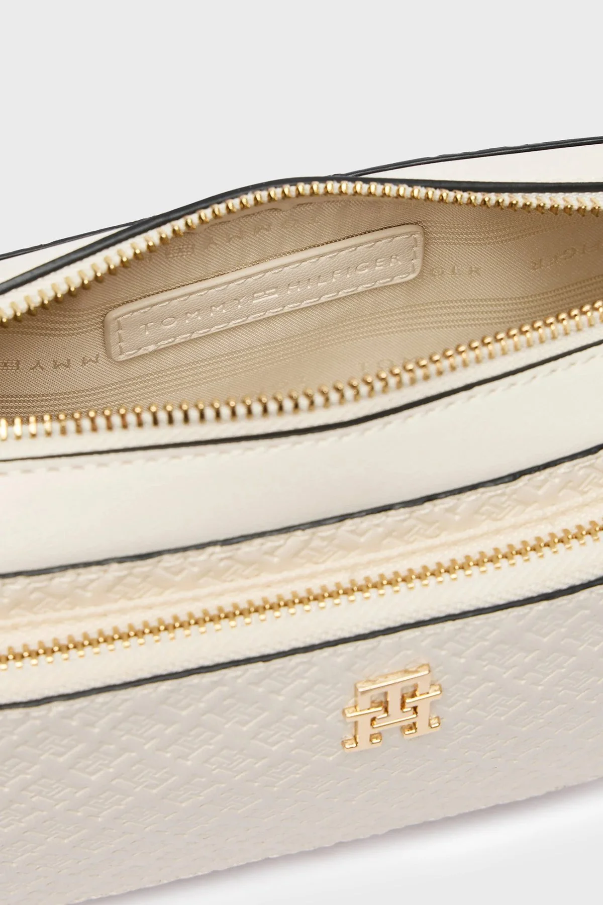Tommy Hilfiger Logolu Çıkarılabilir Askılı Kadın Çanta AW0AW18414 AEO BEJ - 6