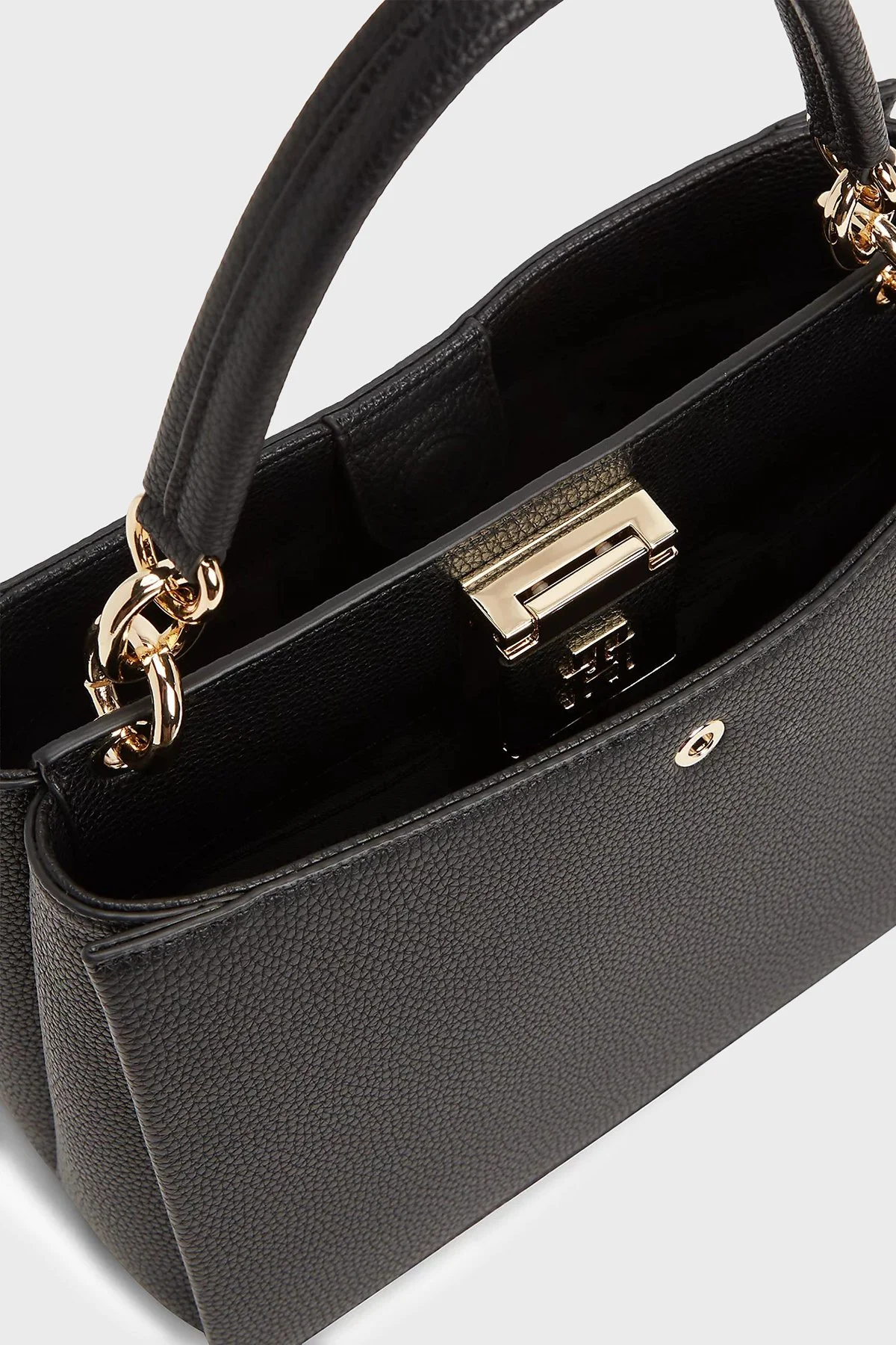 Tommy Hilfiger Logolu Çıkarılabilir Askılı Kadın Çanta AW0AW17191 BDS SİYAH - 6