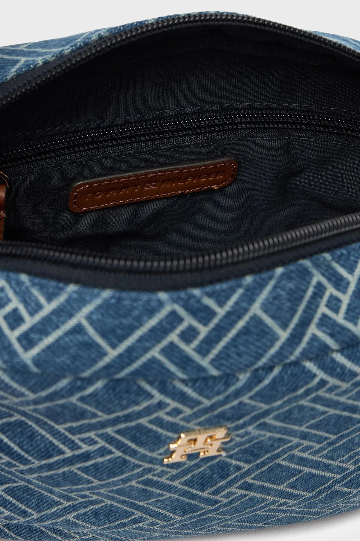 Tommy Hilfiger Logolu Çıkarılabilir Askılı Kadın Çanta AW0AW18610 0GY LACİVERT - 5