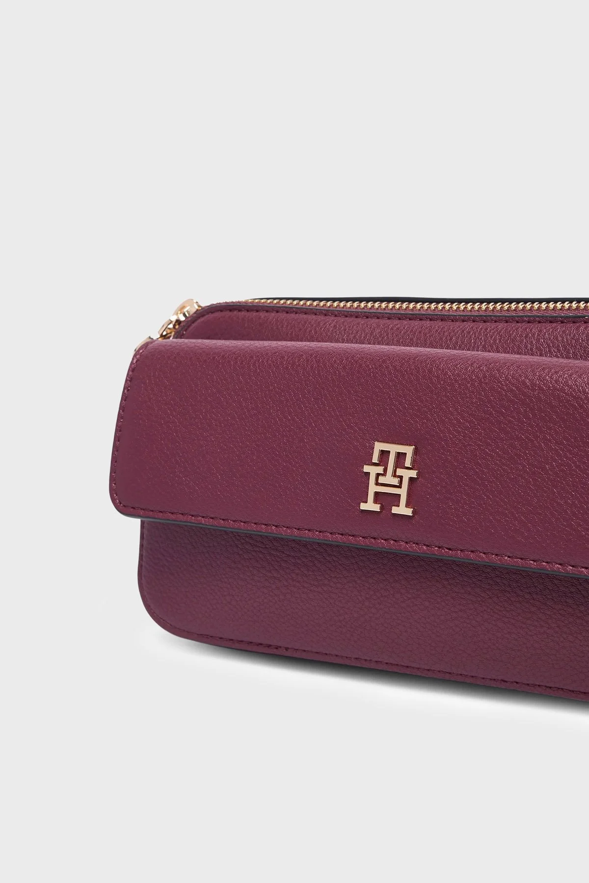 Tommy Hilfiger Logolu Çıkarılabilir Askılı Kadın Çanta AW0AW18721 GNE Bordo - 6