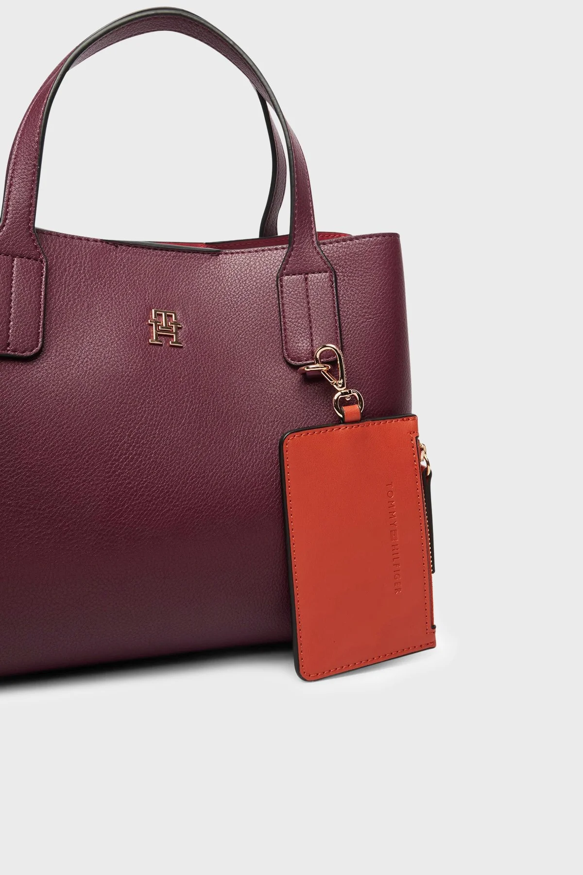 Tommy Hilfiger Logolu Çıkarılabilir Askılı Kadın Çanta AW0AW18722 GNE Bordo - 6