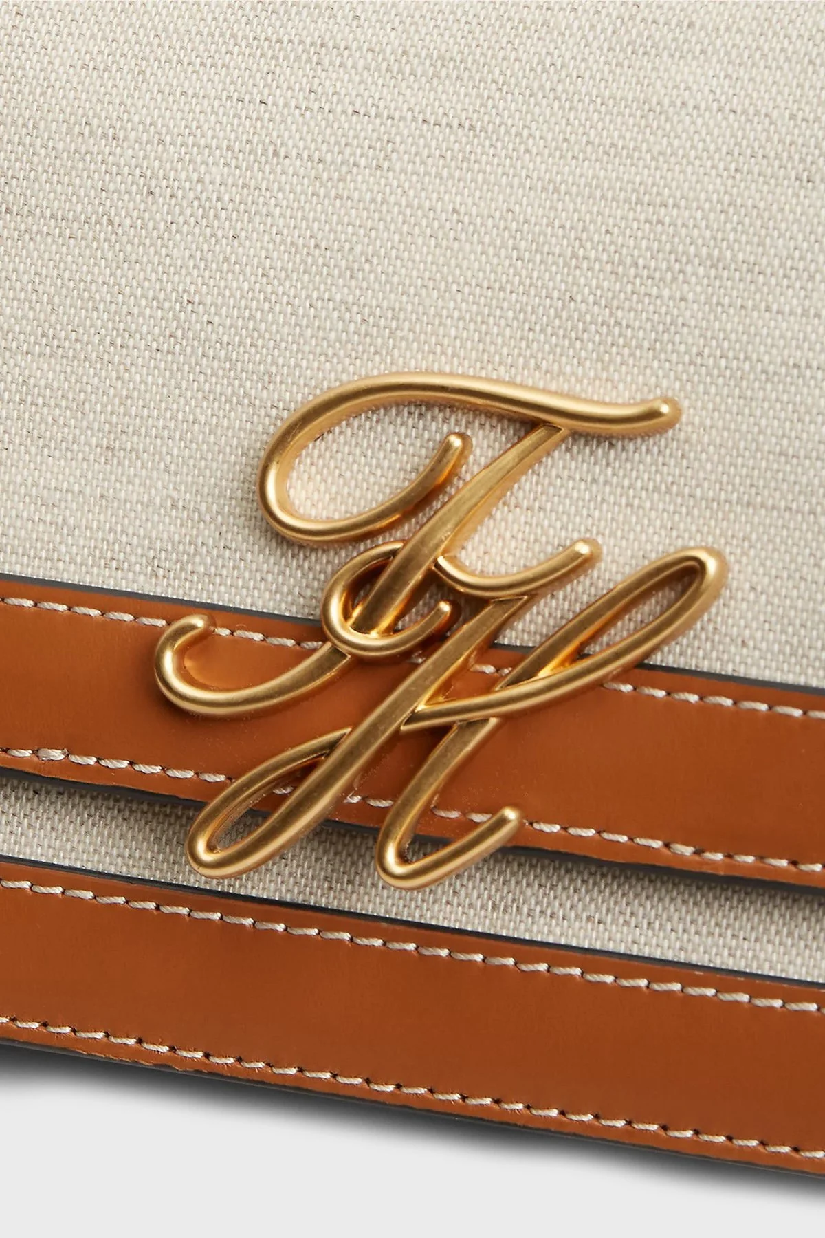 Tommy Hilfiger Logolu Çıkarılabilir Askılı Kadın Çanta AW0AW18737 GB8 Bej - 5