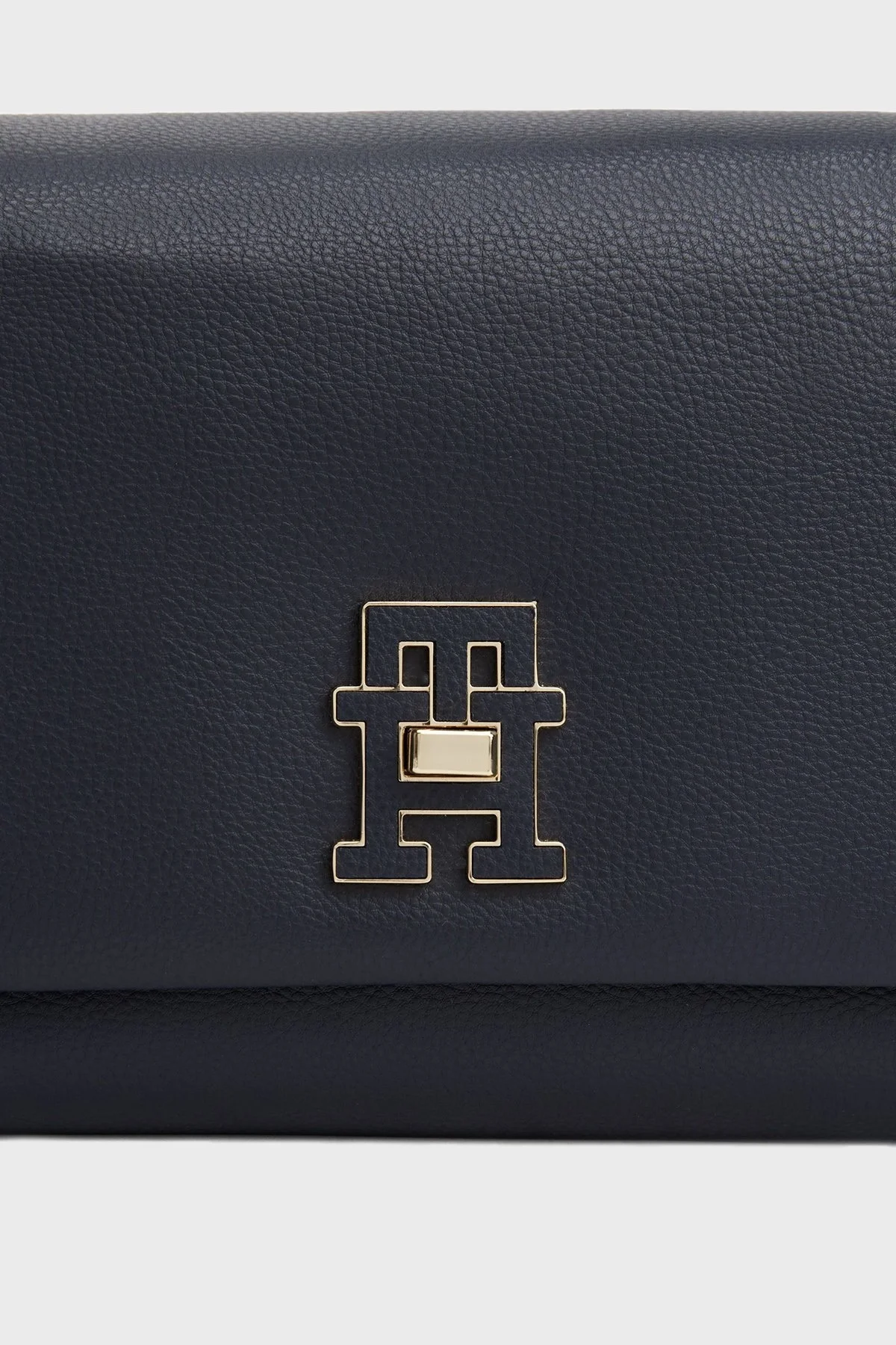 Tommy Hilfiger Logolu Çıkarılabilir Askılı Küçük Bayan Çanta AW0AW17465 DW6 LACİVERT - 5