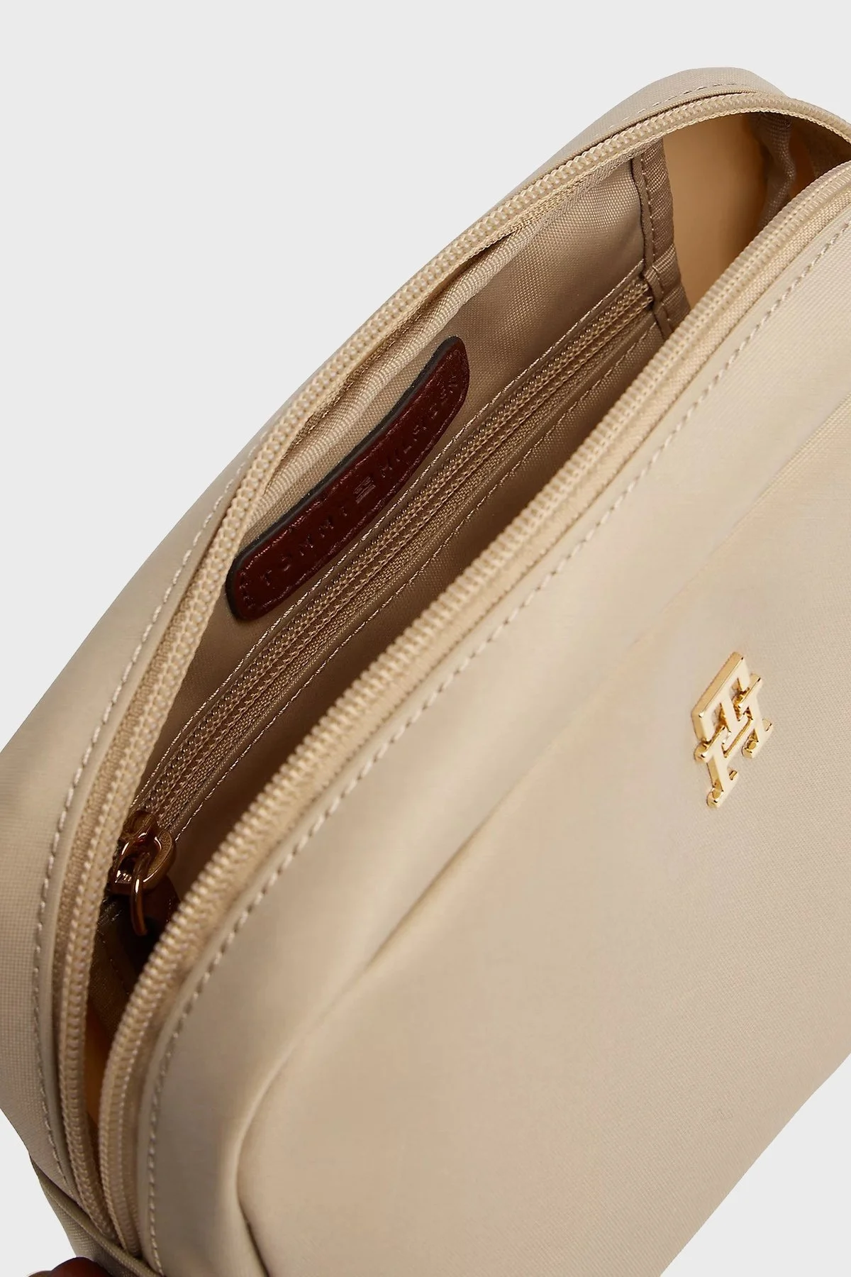 Tommy Hilfiger Logolu Çıkarılabilir Askılı Mini Bayan Çanta AW0AW17704 RBT KUM - 4