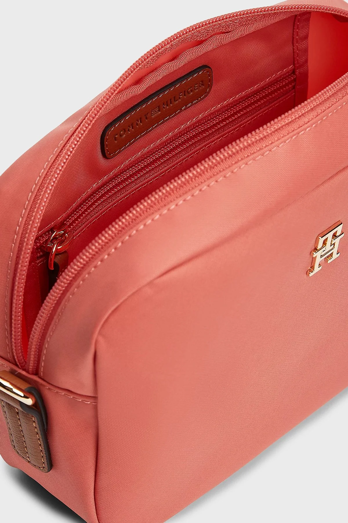 Tommy Hilfiger Logolu Çıkarılabilir Askılı Mini Kadın Çanta AW0AW17704 TJ8 PEMBE - 4