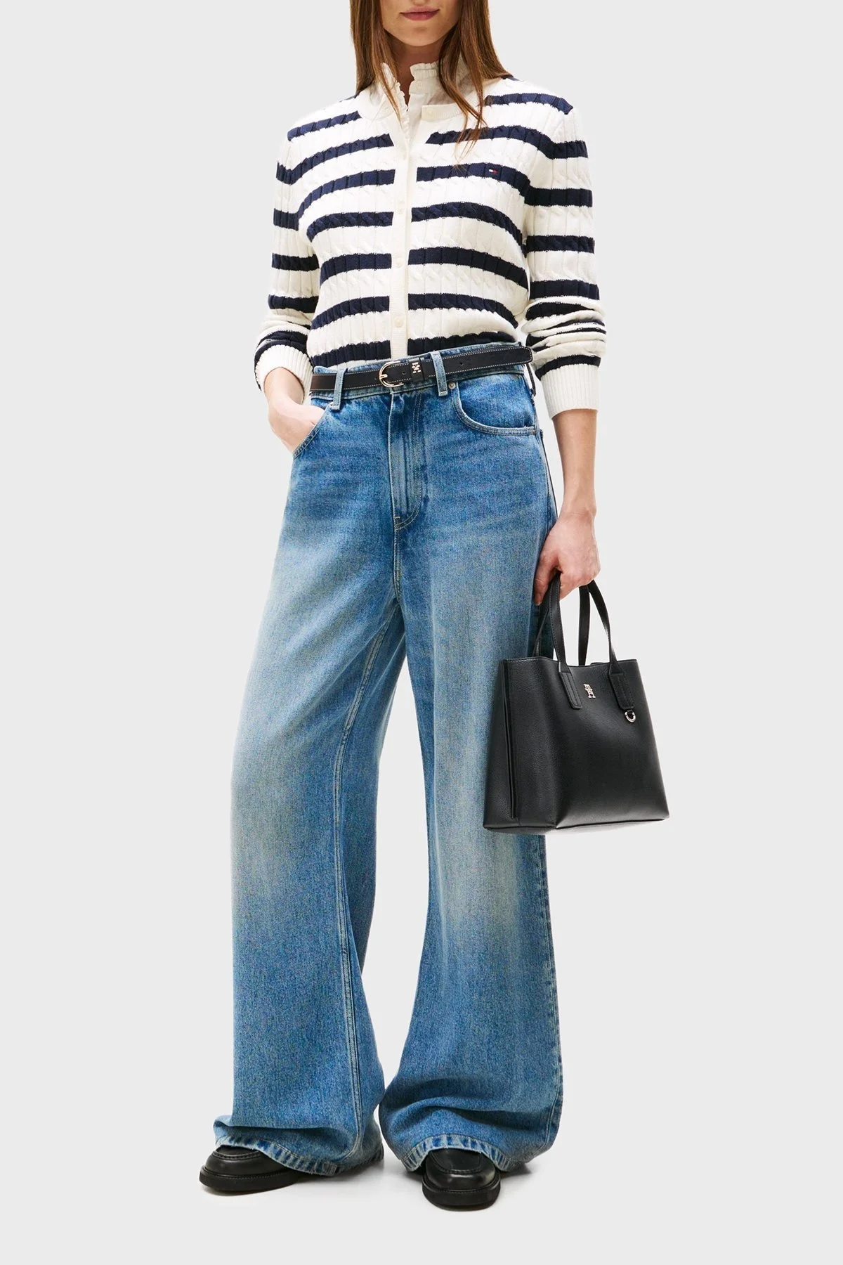 Tommy Hilfiger Logolu Çıkarılabilir Askılı Tote Bayan Çanta AW0AW17459 BDS SİYAH - 2