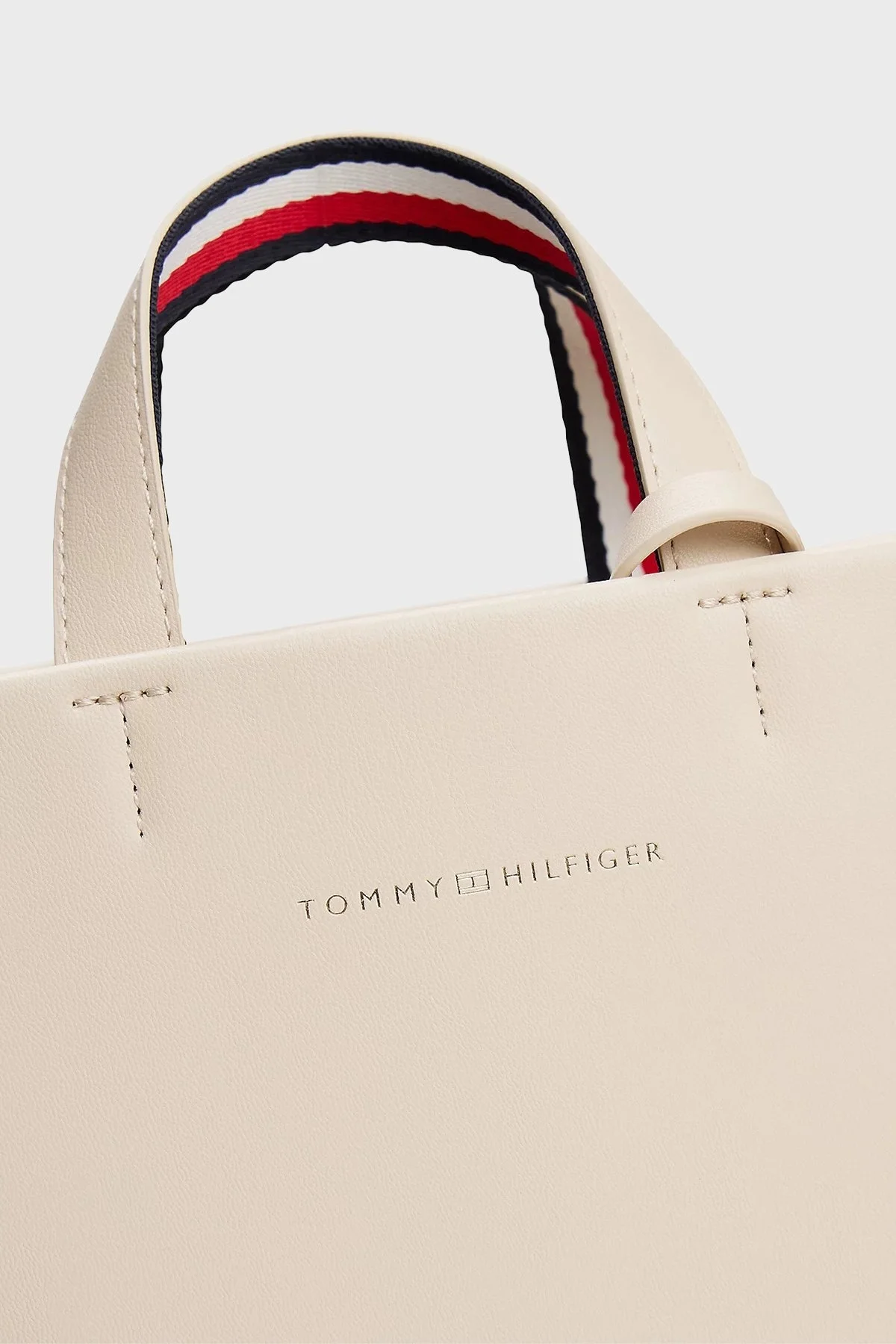 Tommy Hilfiger Logolu Çıkarılabilir Askılı Tote Bayan Çanta AW0AW17508 ACI BEJ - 5