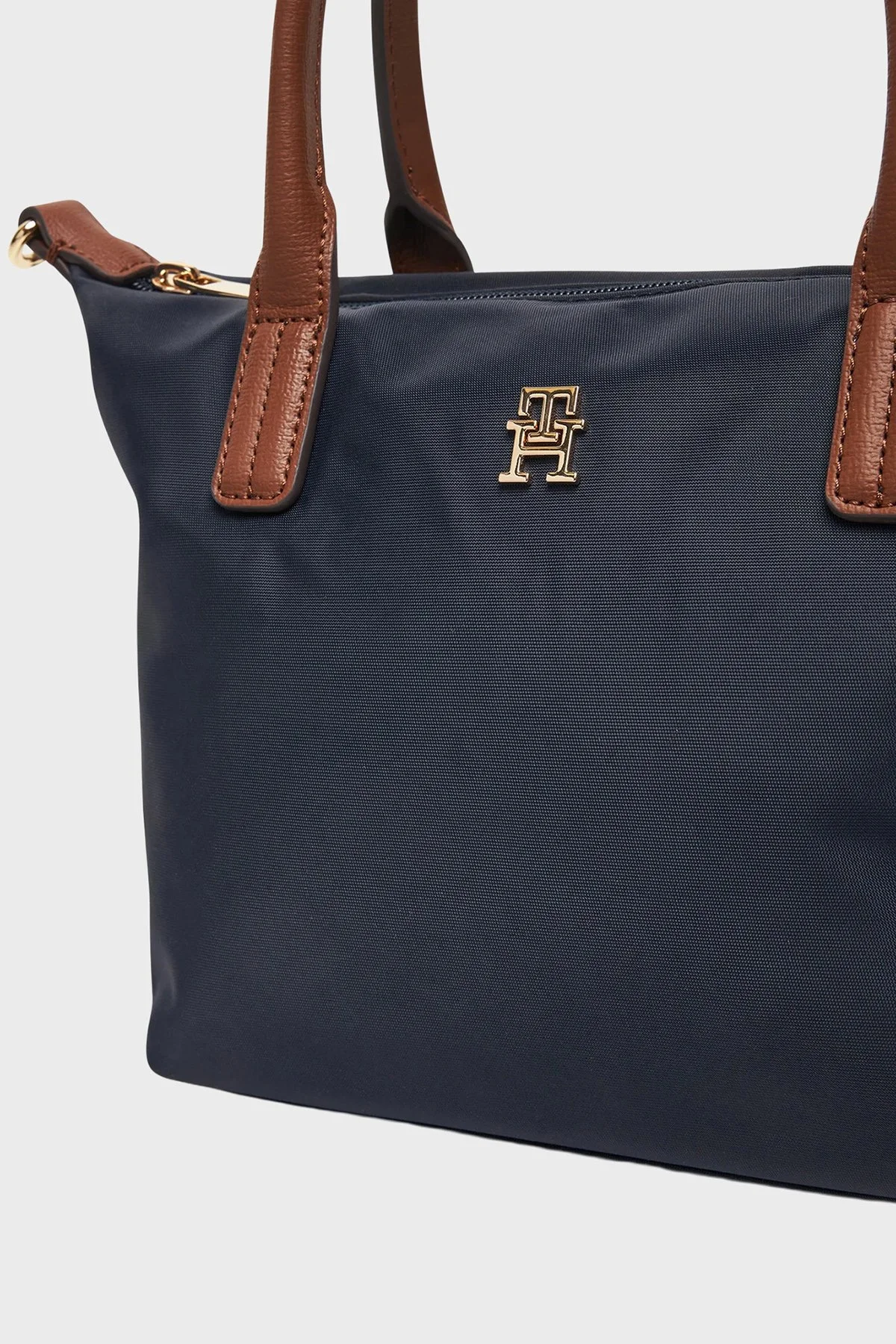 Tommy Hilfiger Logolu Çıkarılabilir Askılı Tote Bayan Çanta AW0AW17709 BDS SİYAH - 3