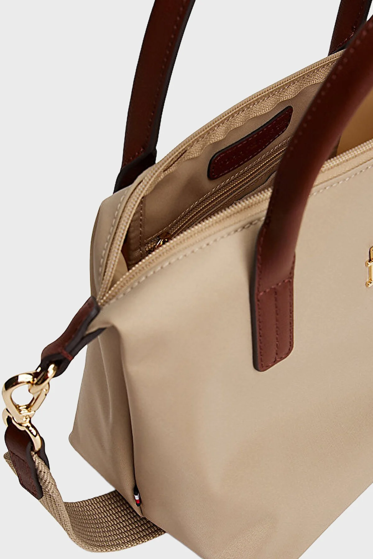 Tommy Hilfiger Logolu Çıkarılabilir Askılı Tote Bayan Çanta AW0AW17709 RBT KUM - 4