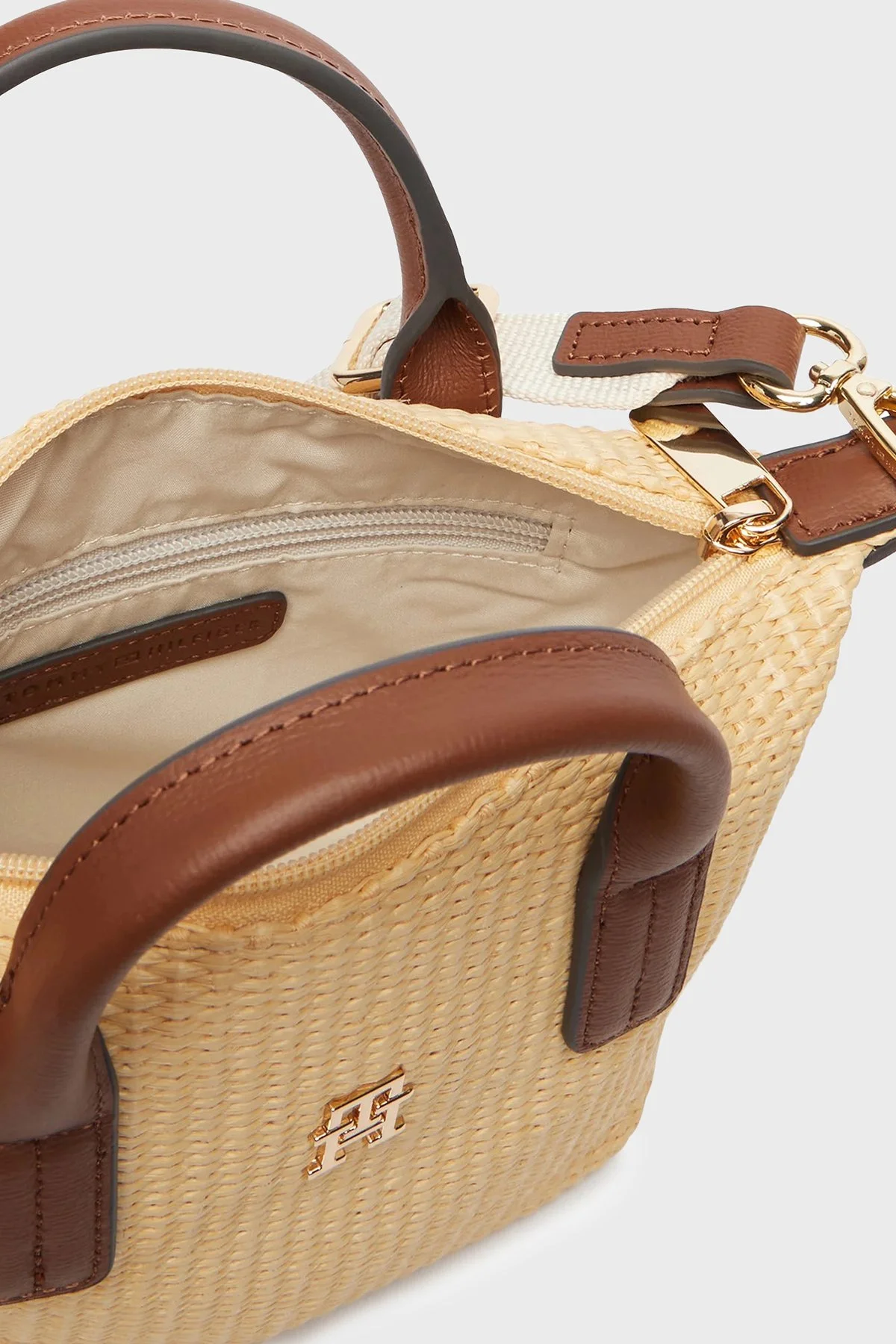 Tommy Hilfiger Logolu Çıkarılabilir Askılı Tote Kadın Çanta AW0AW18526 0F4 BEJ - 4