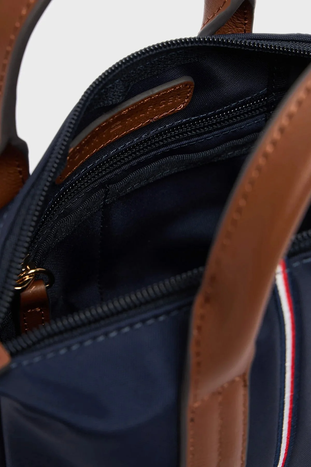 Tommy Hilfiger Logolu Çıkarılabilir Askılı Tote Kadın Çanta AW0AW18552 0GY LACİVERT - 5
