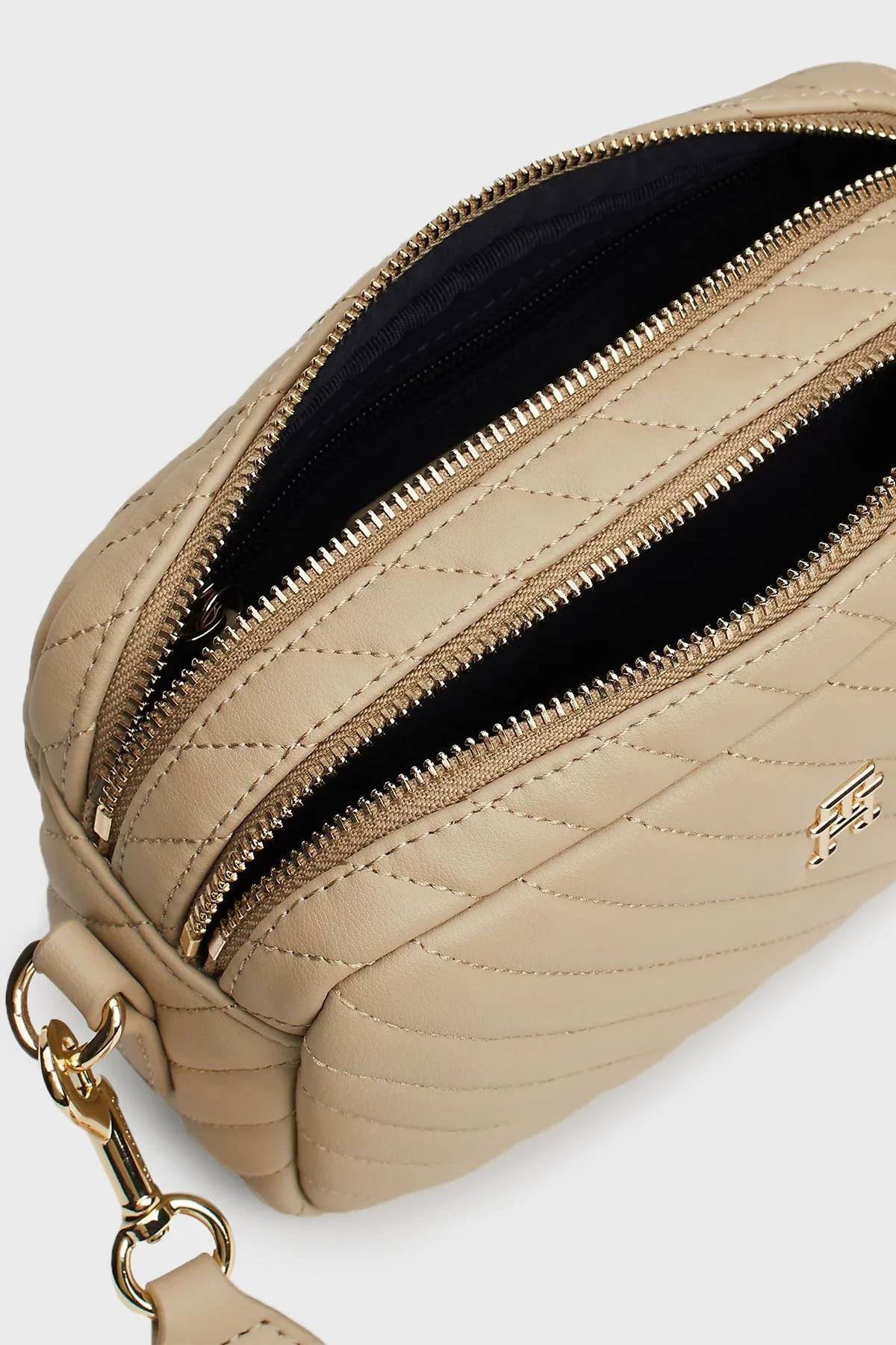 Tommy Hilfiger Logolu Çıkarılabilir Ayarlanabilir Omuz Askılı Bayan Çanta AW0AW17011 AEG BEJ - 4