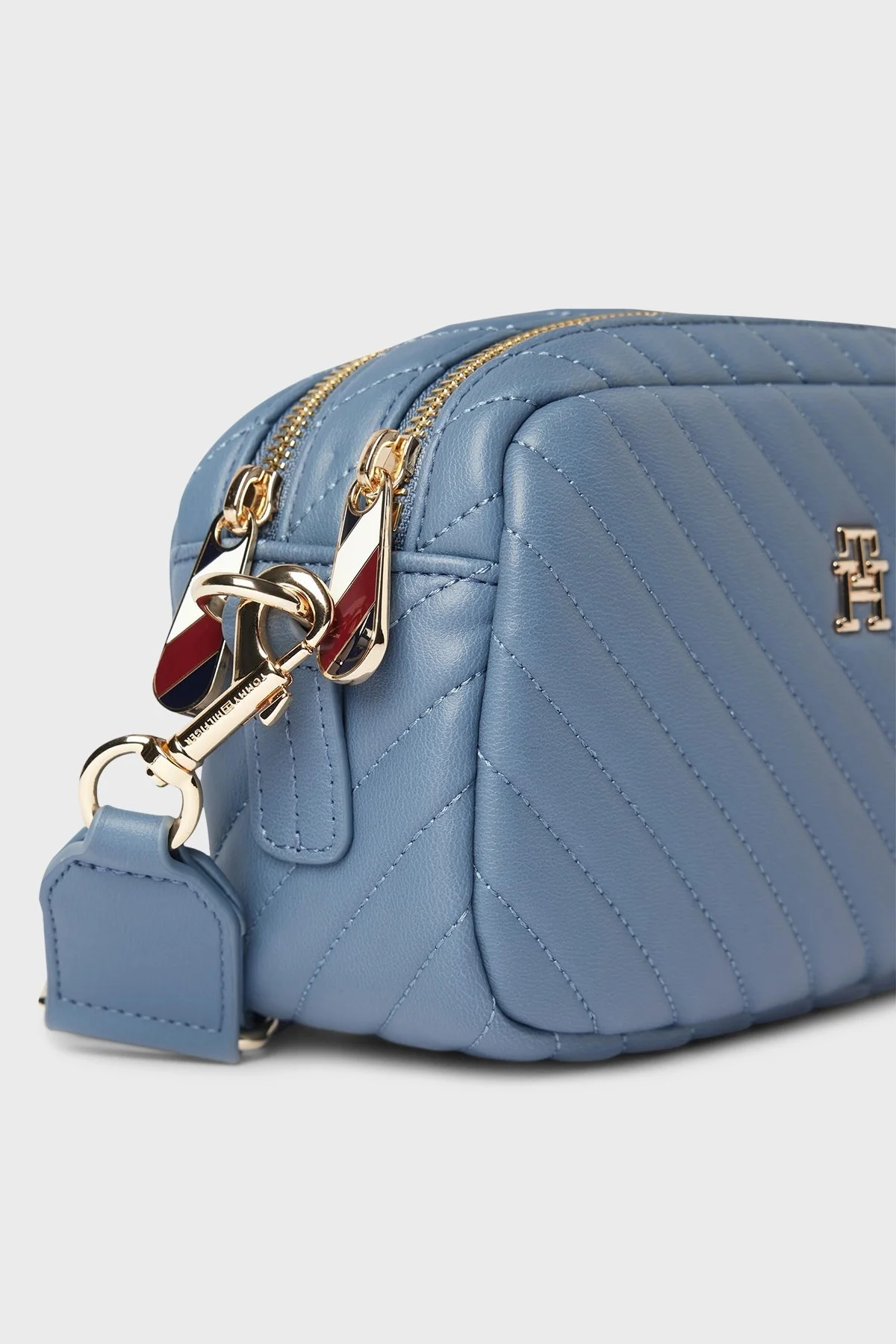 Tommy Hilfiger Logolu Çıkarılabilir Ayarlanabilir Omuz Askılı Bayan Çanta AW0AW17011 C0Z MAVİ - 3