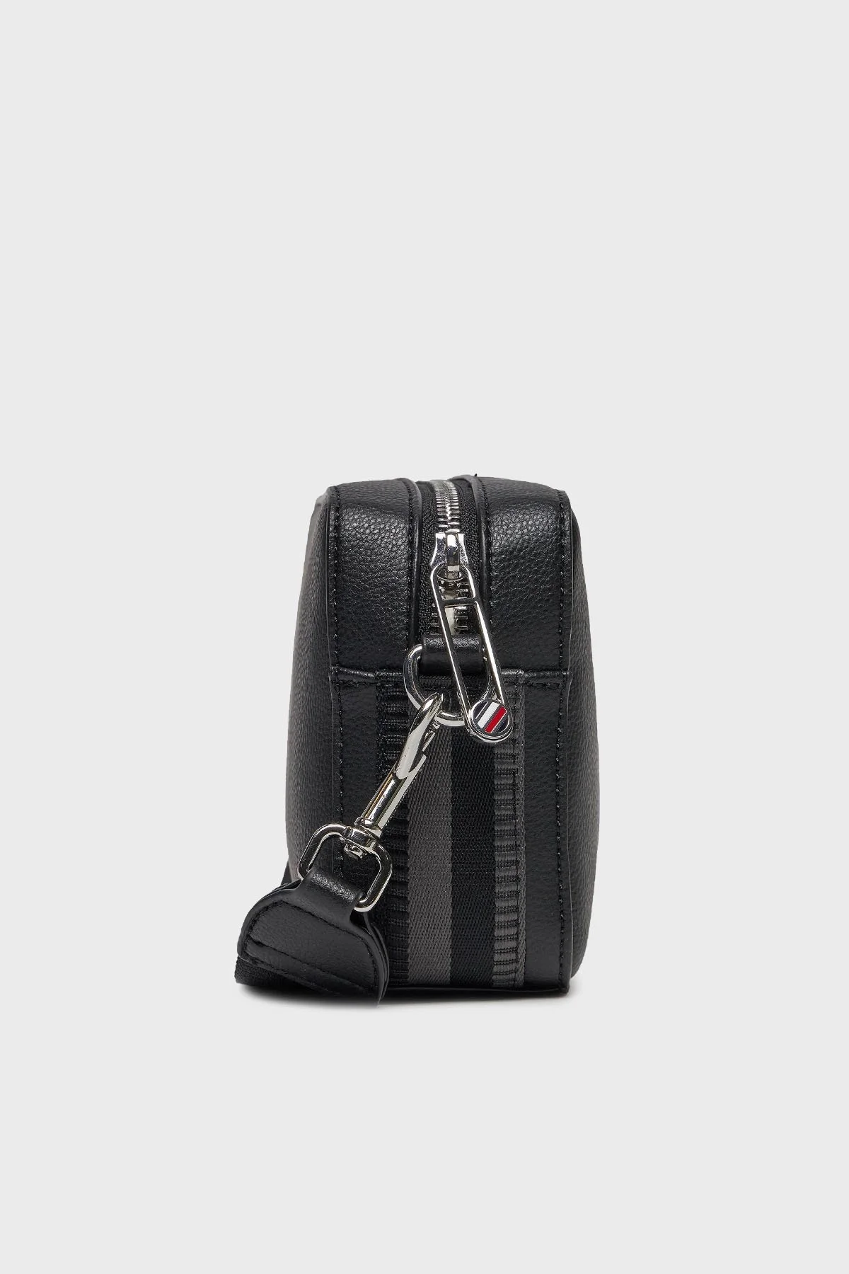 Tommy Hilfiger Logolu Çıkarılabilir Omuz Askılı Bayan Çanta AW0AW15724 BDS SİYAH - 3