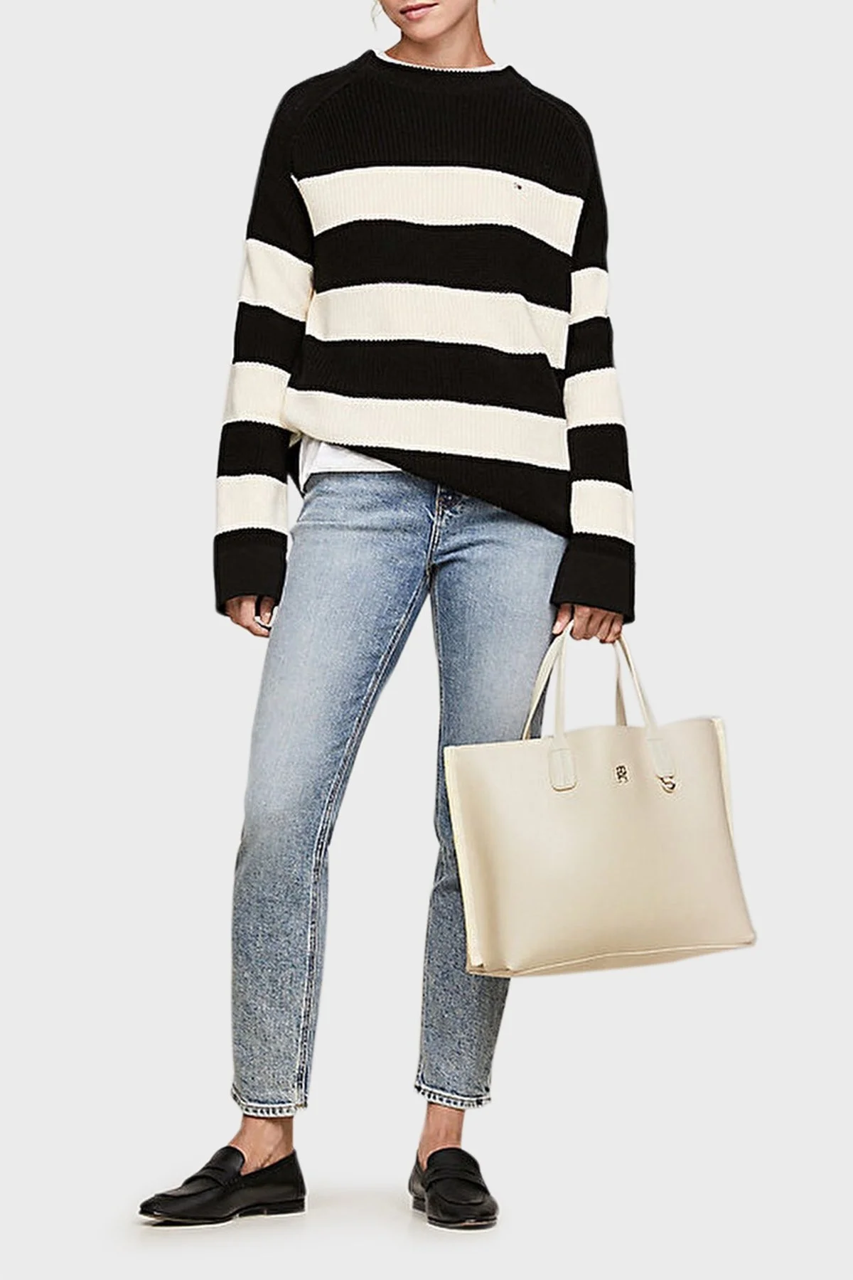 Tommy Hilfiger Logolu Çıkarılabilir Uzatma Askılı Bayan Çanta AW0AW15692 AES BEJ - 2