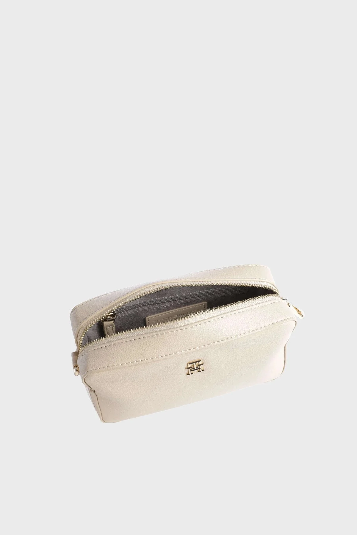 Tommy Hilfiger Logolu Çıkarılabilir Uzatma Askılı Bayan Çanta AW0AW15724 AES BEJ - 5