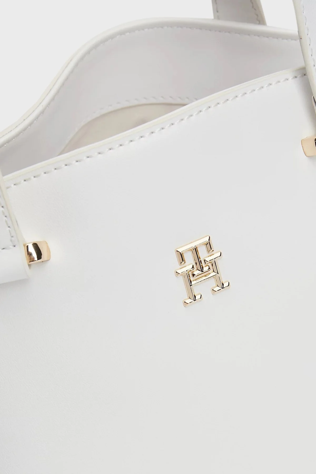Tommy Hilfiger Logolu Çıkarılabilir Uzatma Askılı Bayan Çanta AW0AW15968 YBL BEYAZ - 3